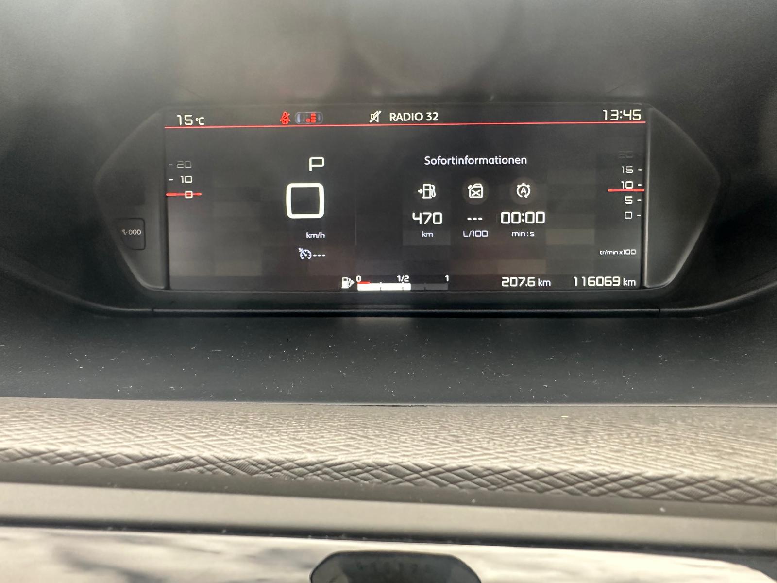 CITROEN C4 Picasso 2.0 BlueHDi Feel Edition EAT6-image-14
