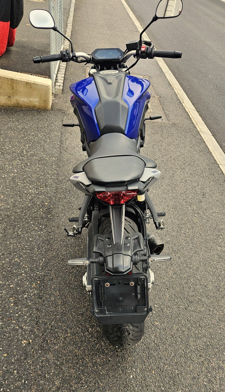 YAMAHA MT-07 (35KW)-image-2