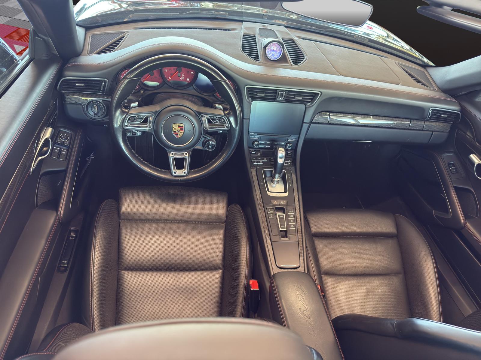 PORSCHE 911 Targa 4S PDK-image-19