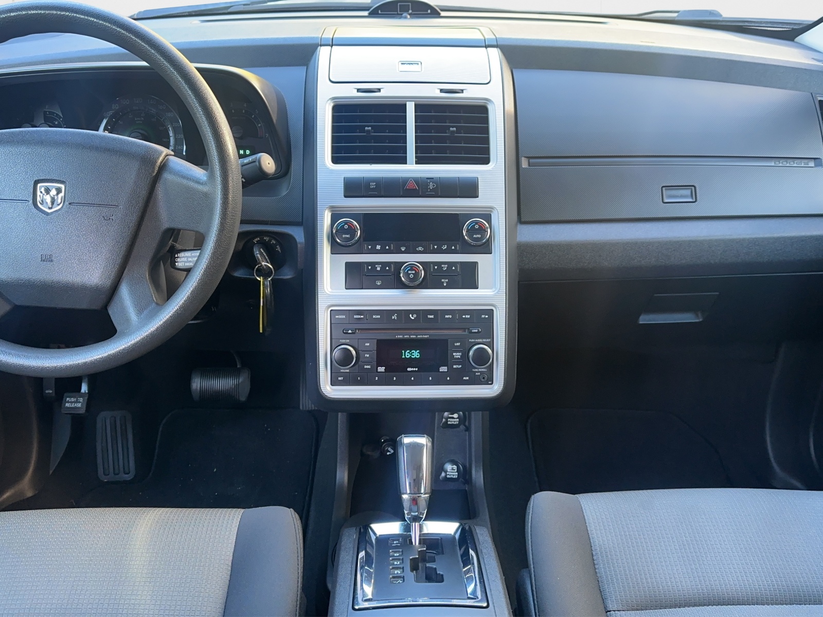 DODGE Journey 2.4 SE-image-16
