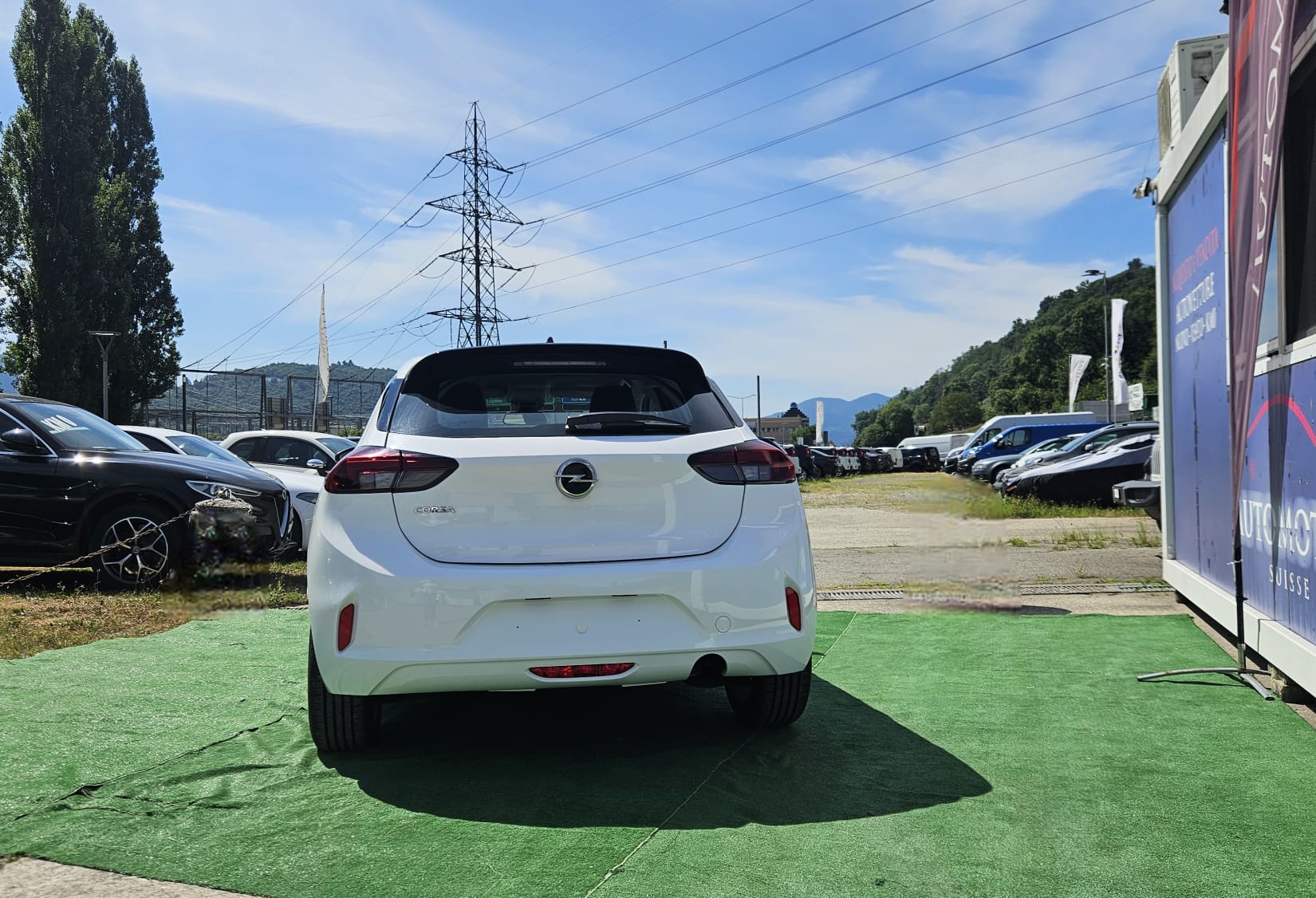 OPEL Corsa 1.2 TP Elegance-image-5