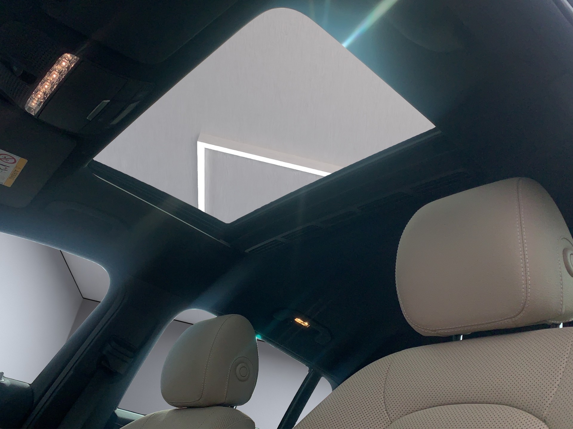 MERCEDES-BENZ EQC 400 4Matic-image-18