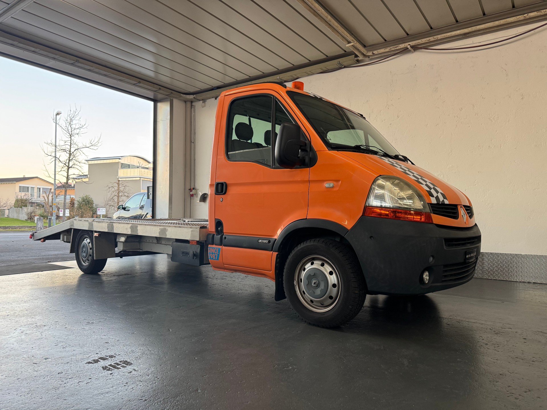 RENAULT 2.5dci T35 Autotransporter-showroom-element-1