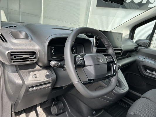 TOYOTA Proace City Van 1.2 ActiM-image-7