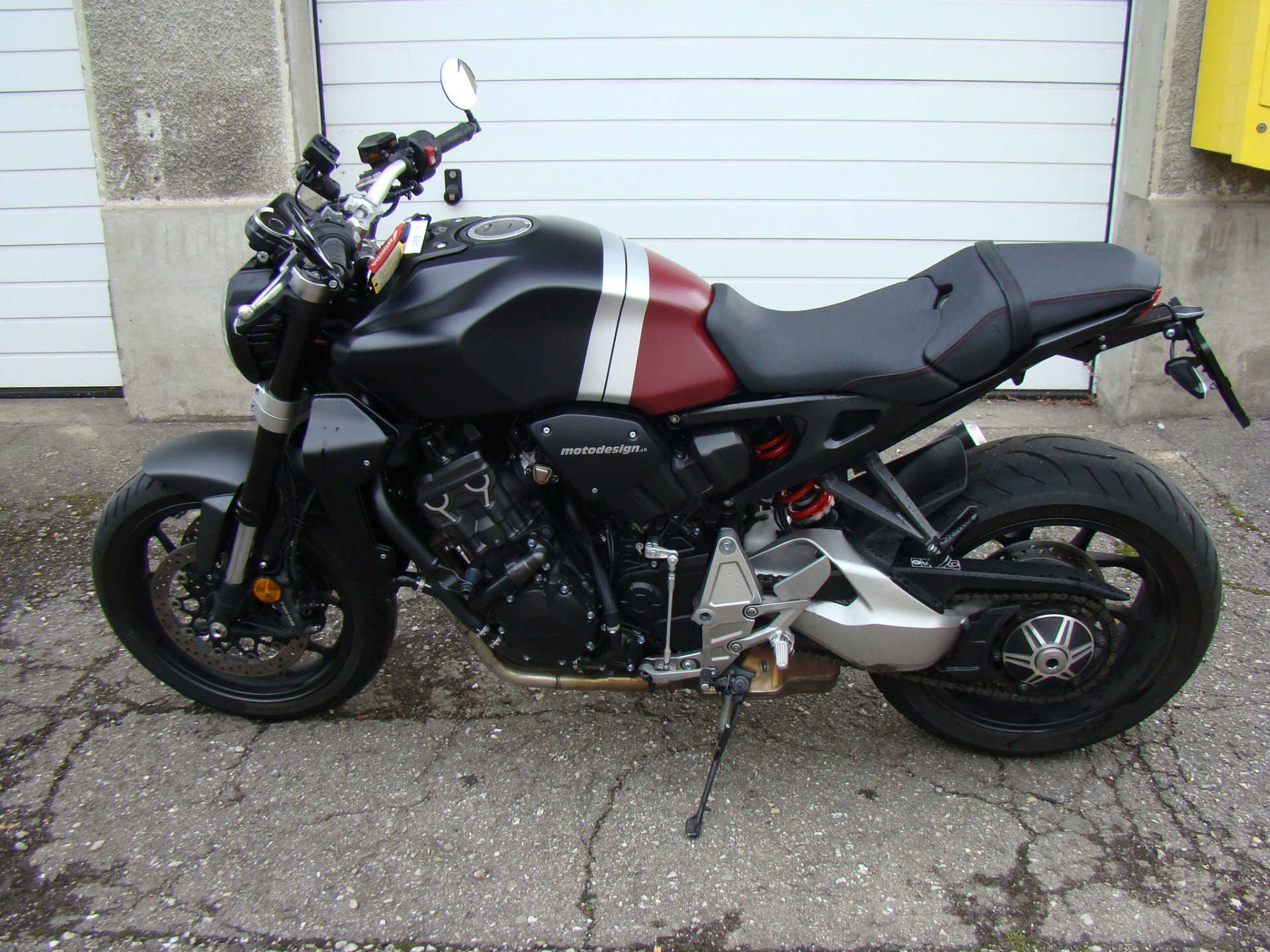 HONDA CB 1000 R