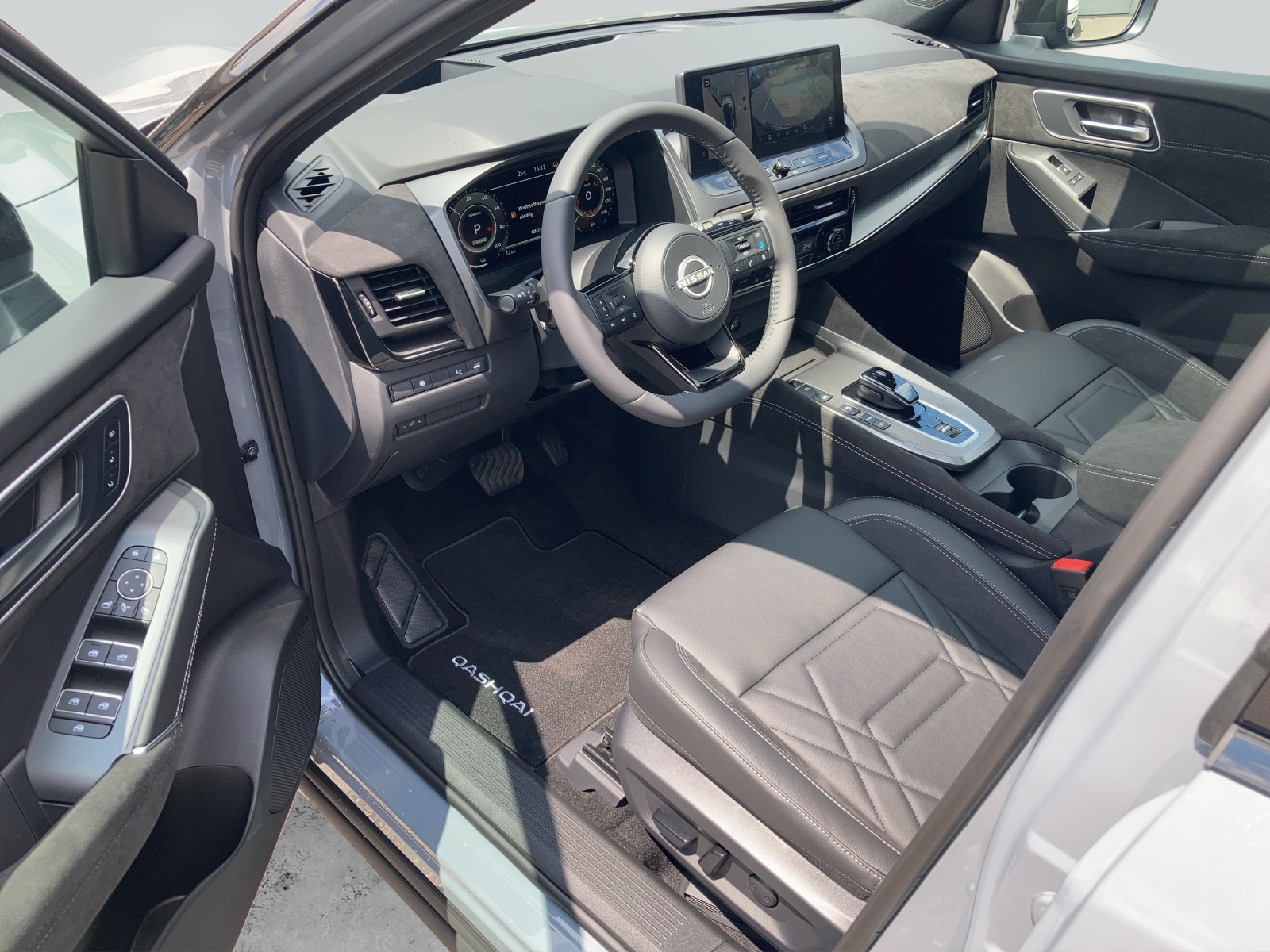 NISSAN Qashqai 1.5 VC-T N-DESIGN-image-6