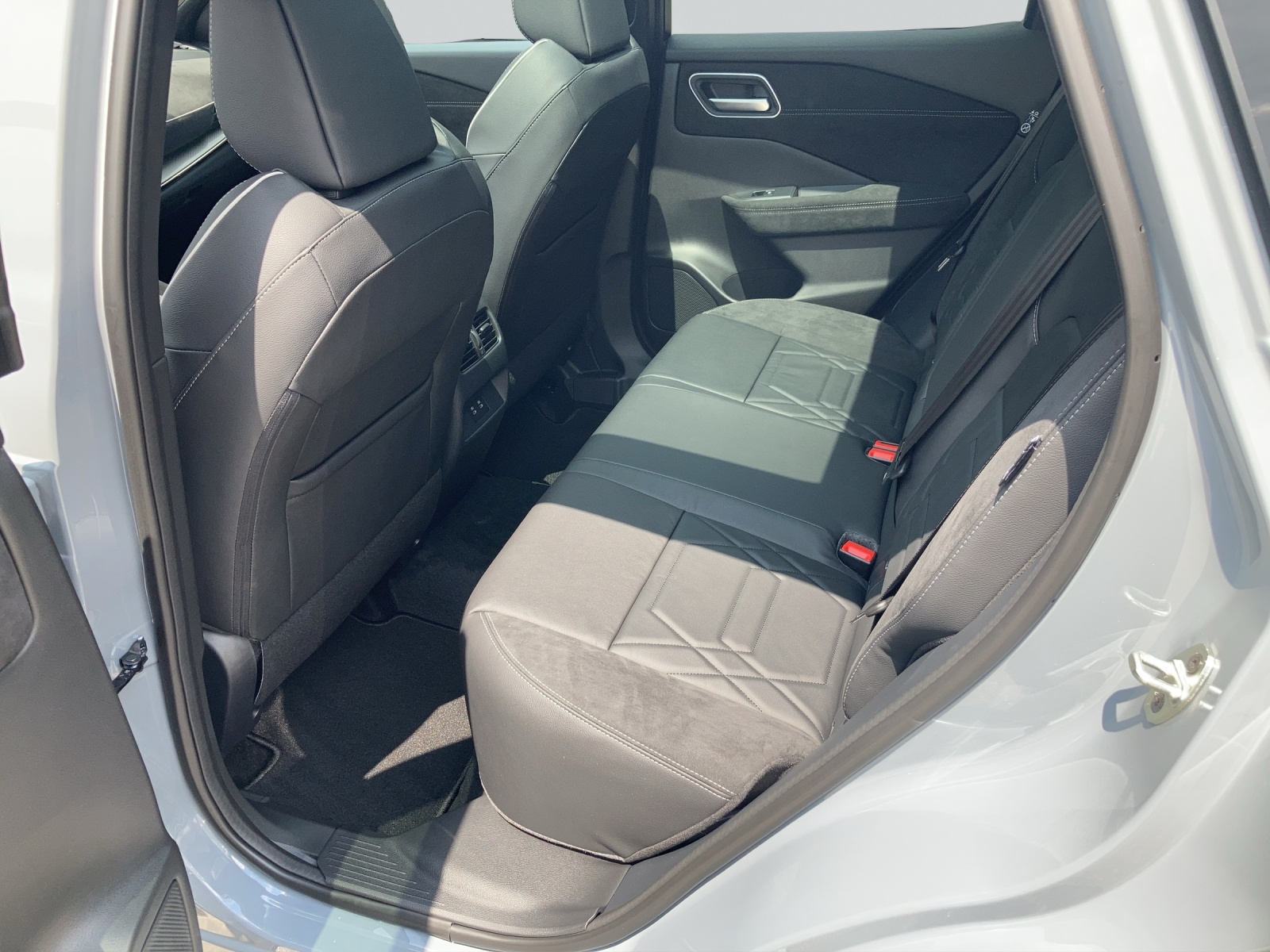 NISSAN Qashqai 1.5 VC-T N-DESIGN-image-7
