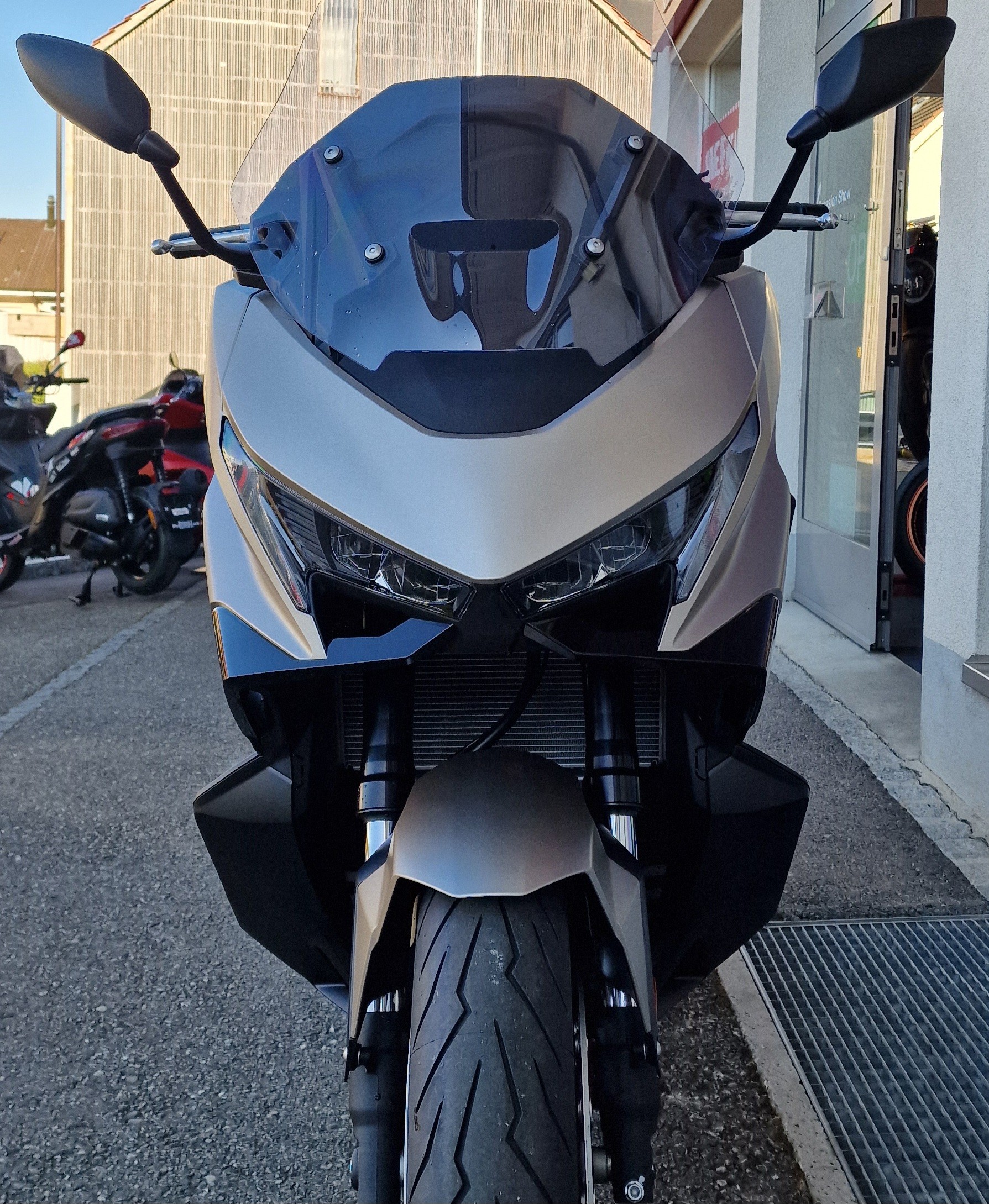 HONDA Honda Forza 750 Modell 2026-showroom-element-1
