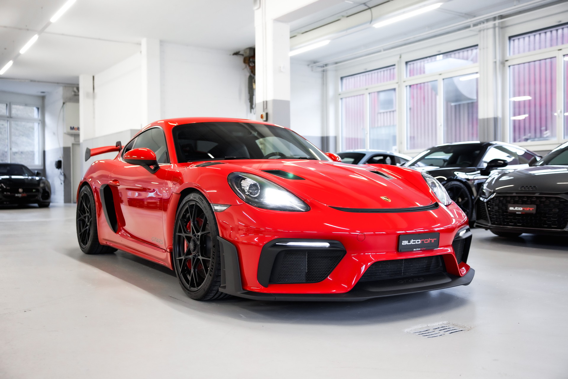 PORSCHE Cayman 718 GT4 RS PDK-image-2