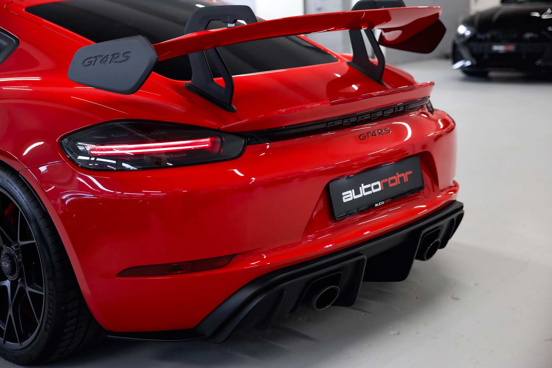PORSCHE Cayman 718 GT4 RS PDK-image-11