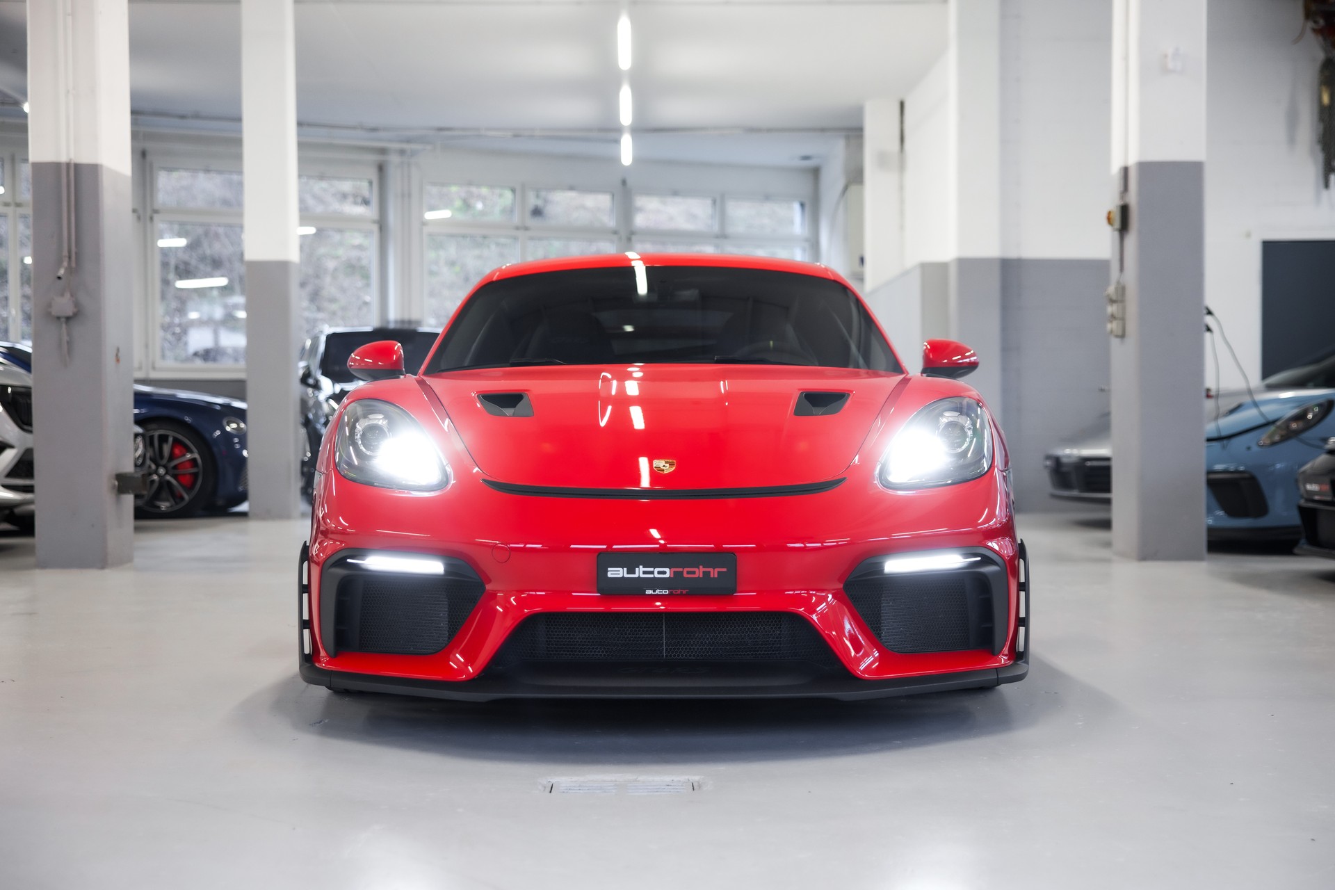 PORSCHE Cayman 718 GT4 RS PDK-image-1
