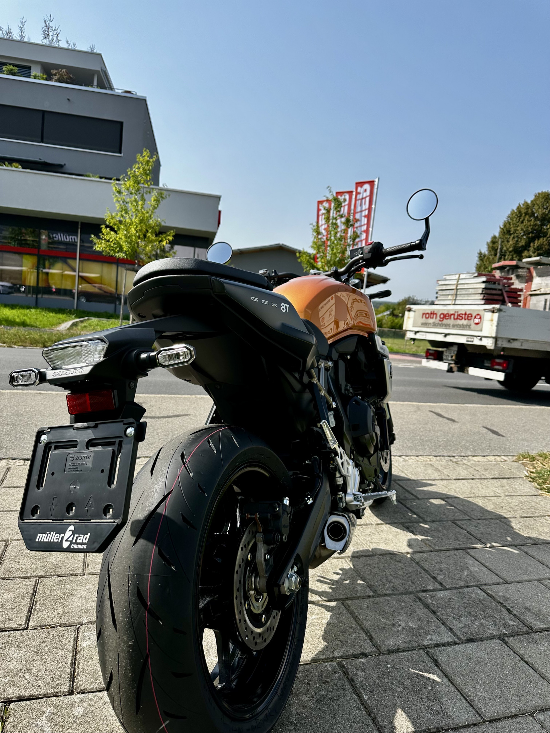 SUZUKI GSX-8T-image-8