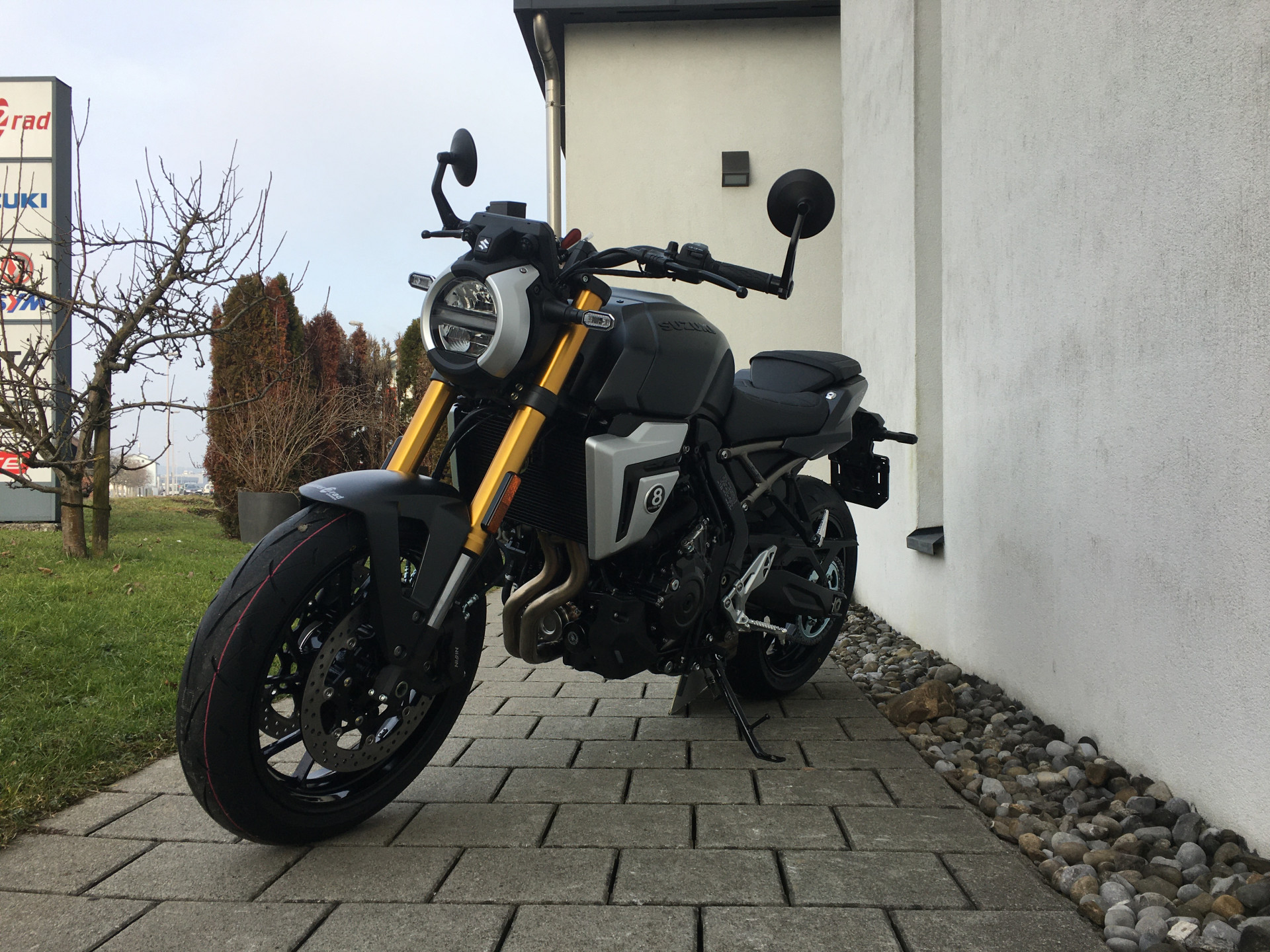 SUZUKI GSX-8T-image-2