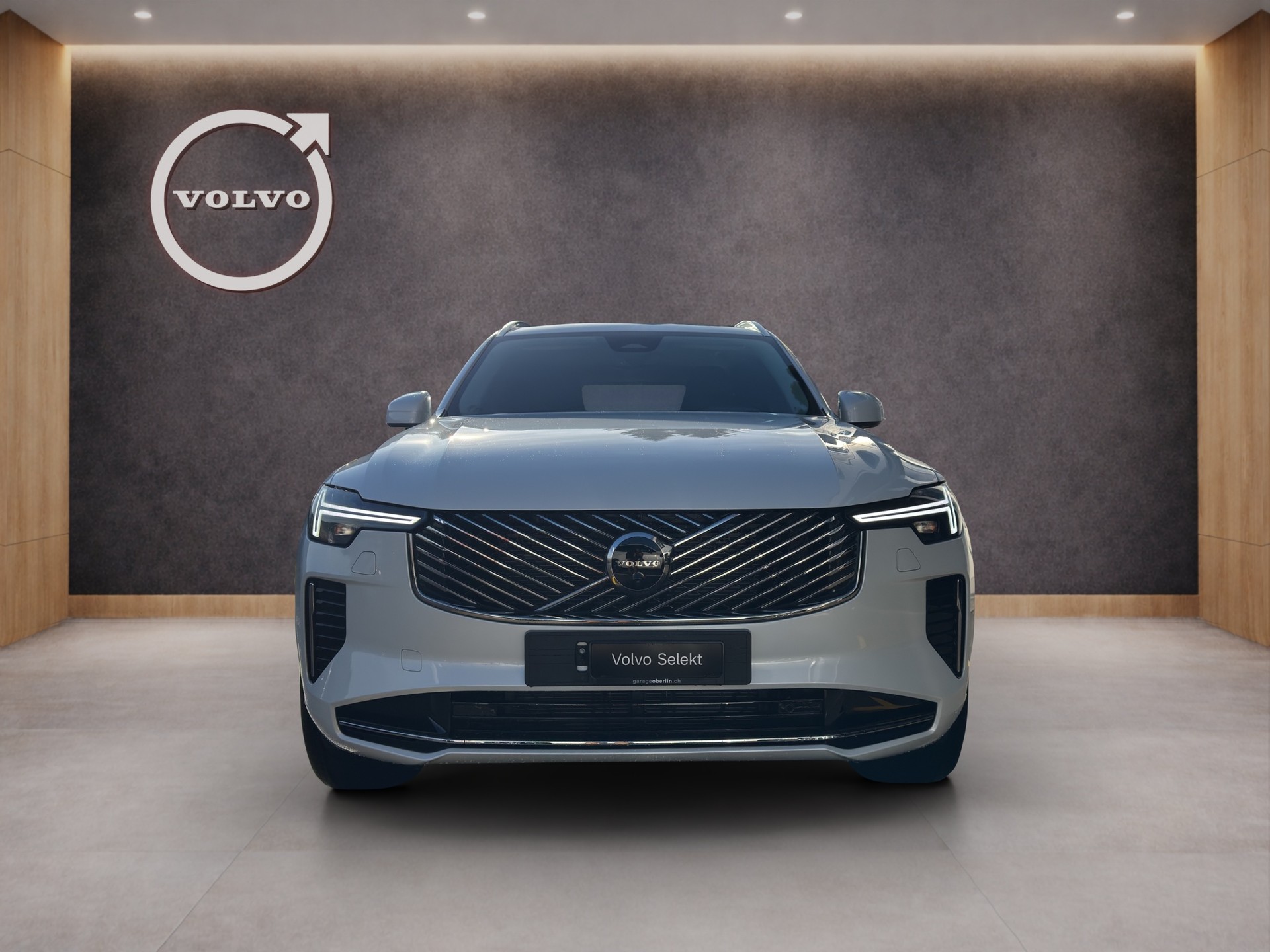 VOLVO XC90 2.0 B5 MH Plus Bright AWD-showroom-element-1