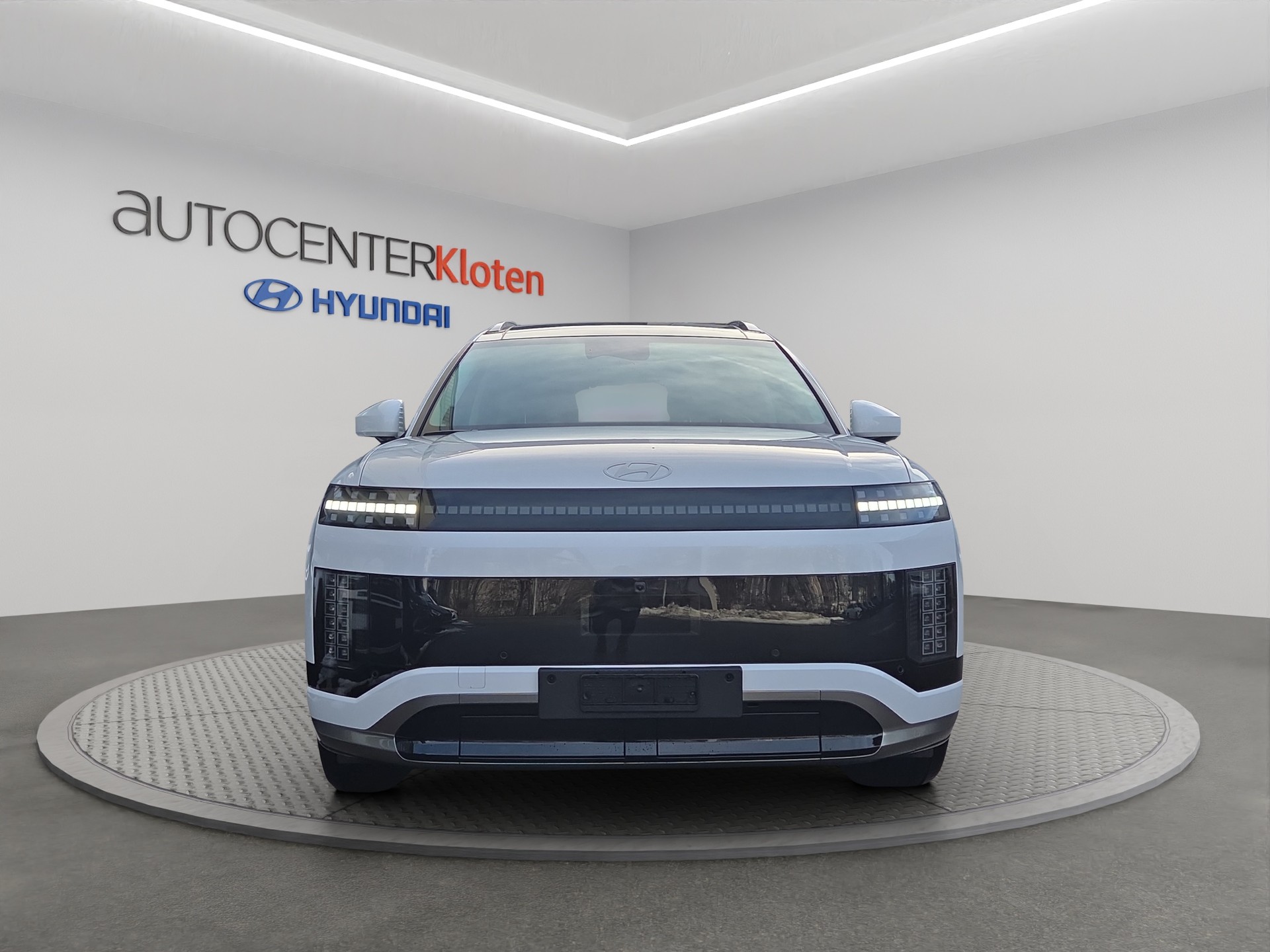 HYUNDAI Ioniq 9 Calligraphy 4WD-showroom-element-1