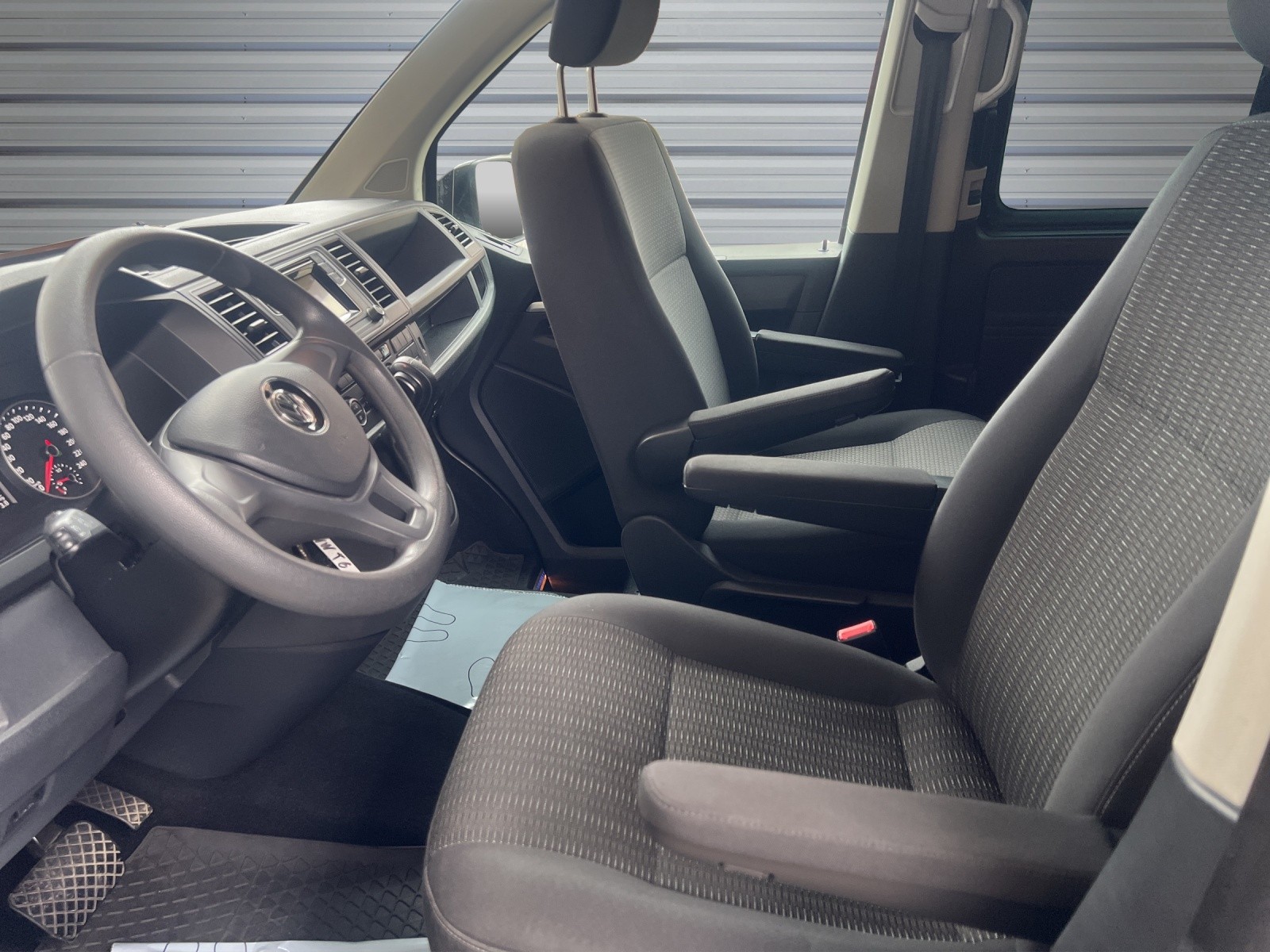VW T6 Caravelle 2.0 TSI Comfortline 4Motion DSG LWB-image-19