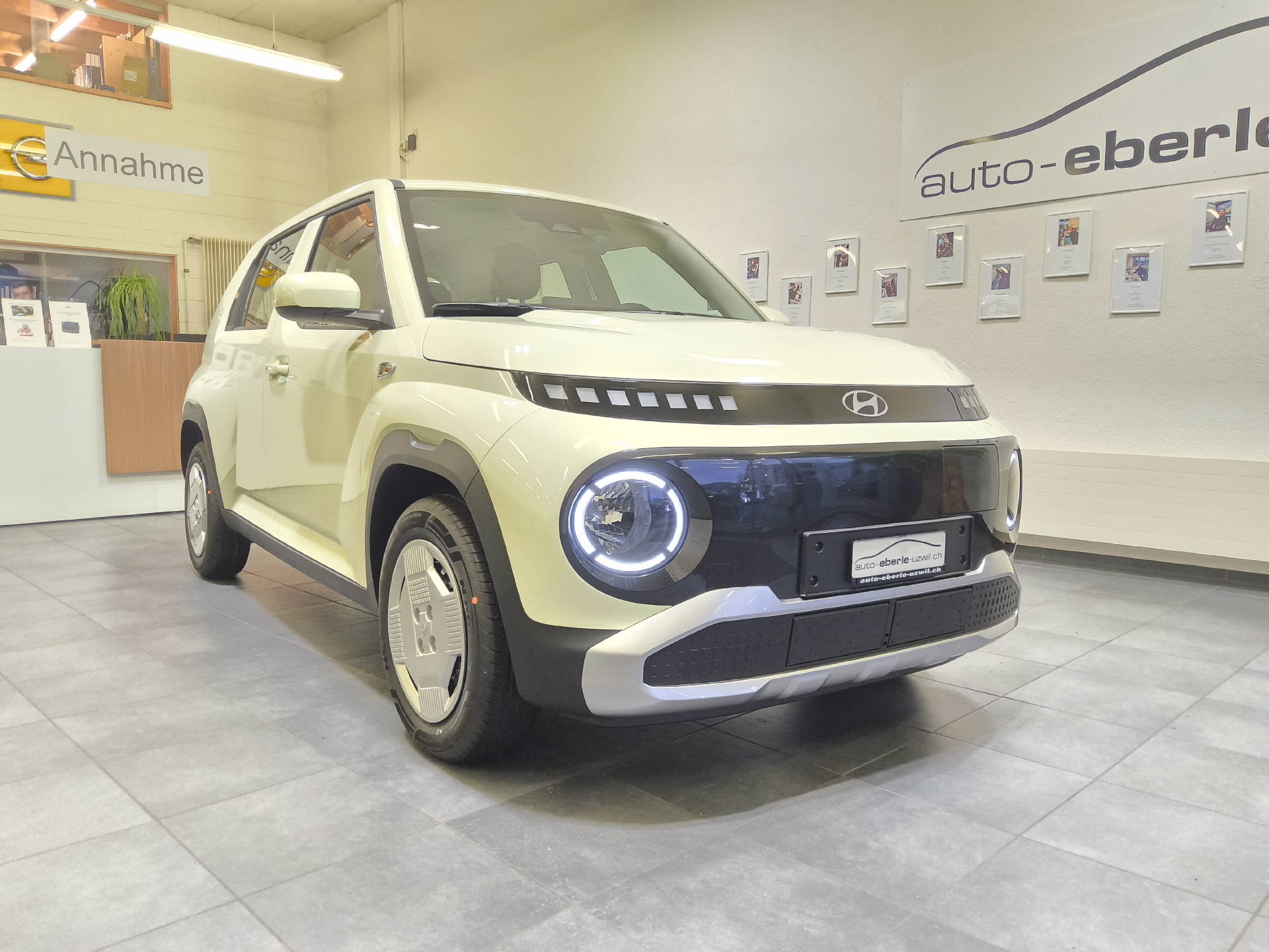 HYUNDAI Inster Electric Origo-showroom-element-3