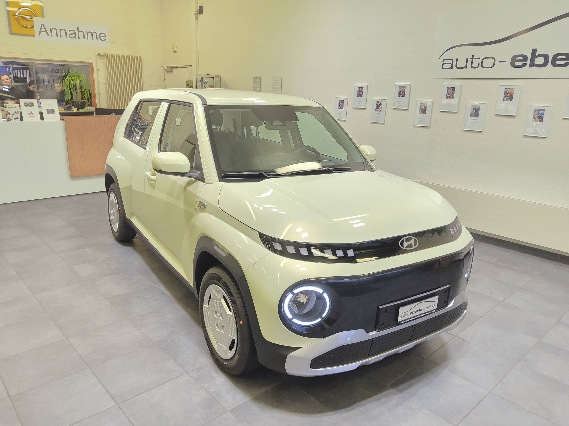 HYUNDAI Inster Electric Origo-showroom-element-2