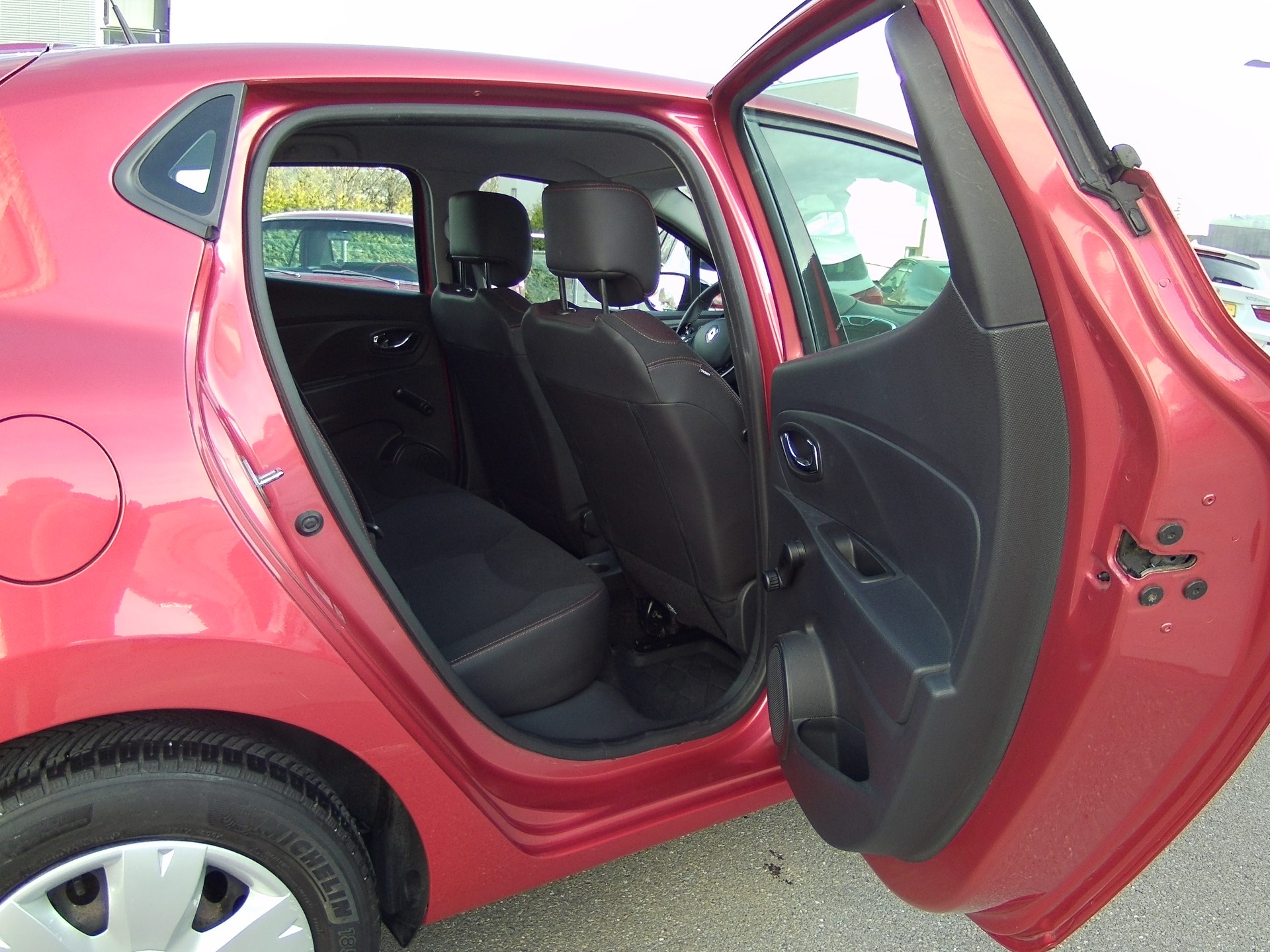 RENAULT Clio 0.9 12V Dynamique-image-12