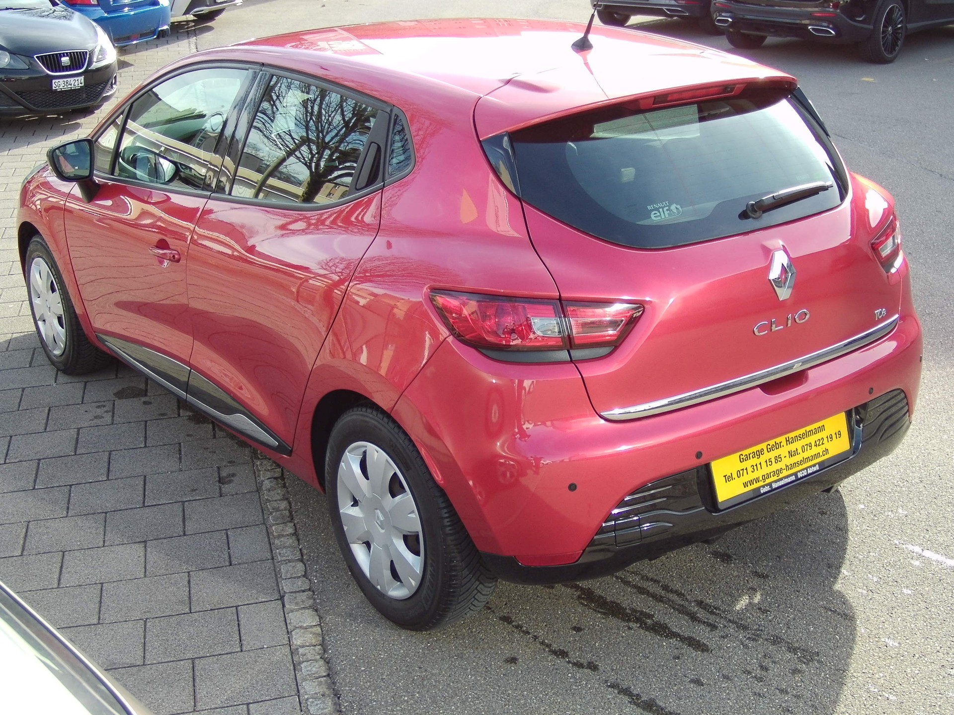RENAULT Clio 0.9 12V Dynamique-image-14