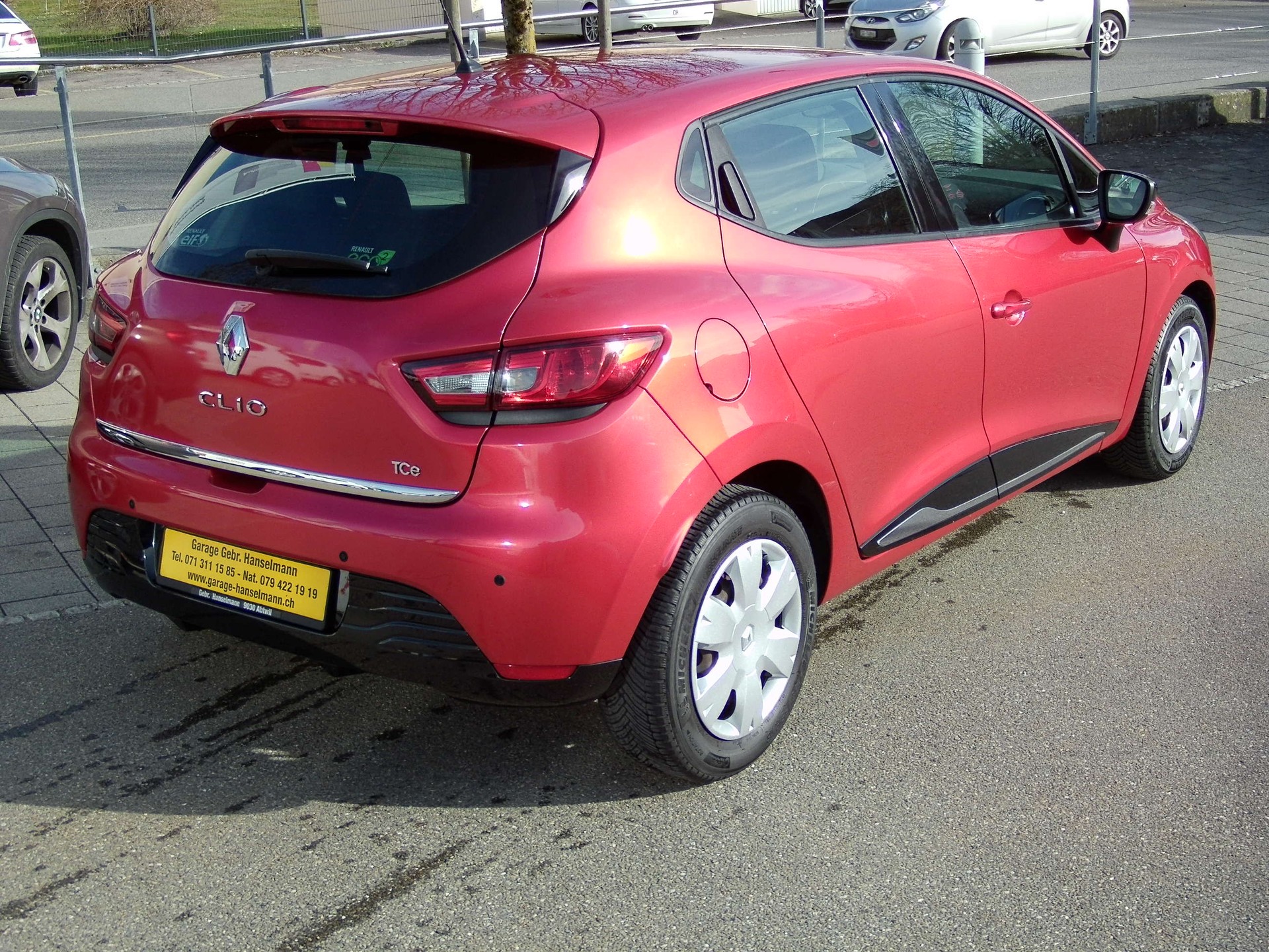RENAULT Clio 0.9 12V Dynamique-image-13
