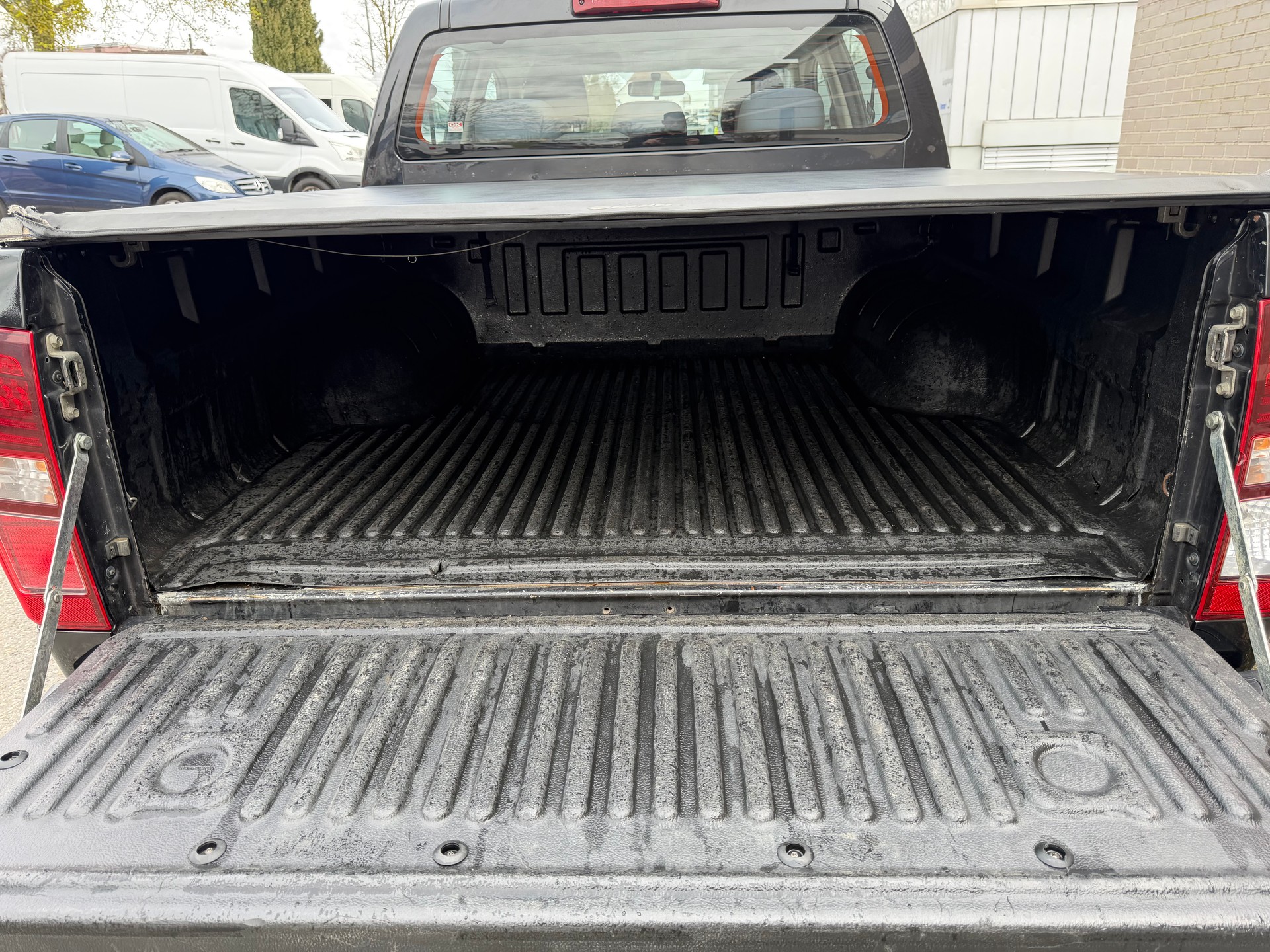 ISUZU D-MAX 1.9 Crew Cab Solar Plus 4x4 A-image-18