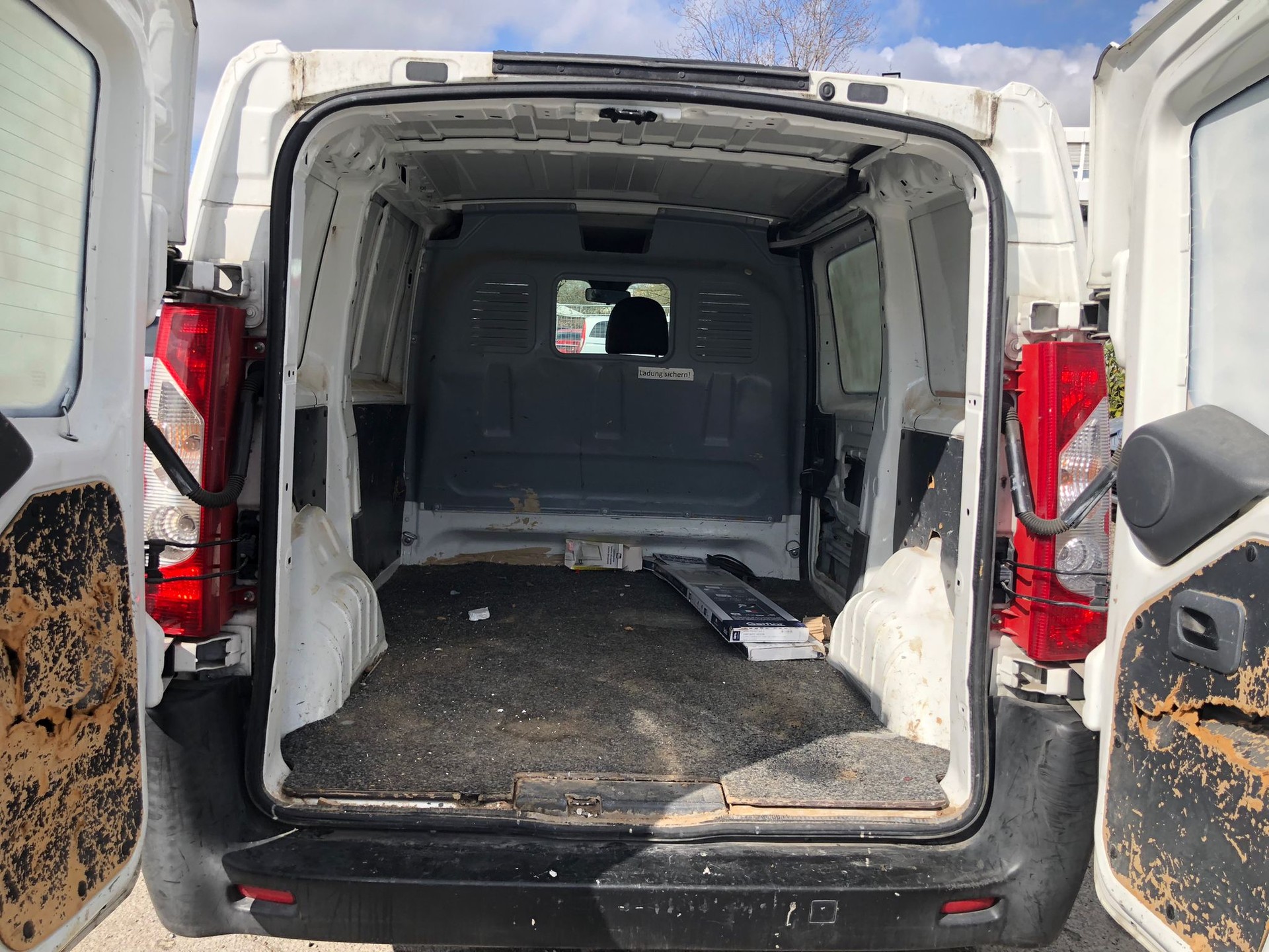CITROEN Jumpy 1.6 HDi 10 L1H1-image-12