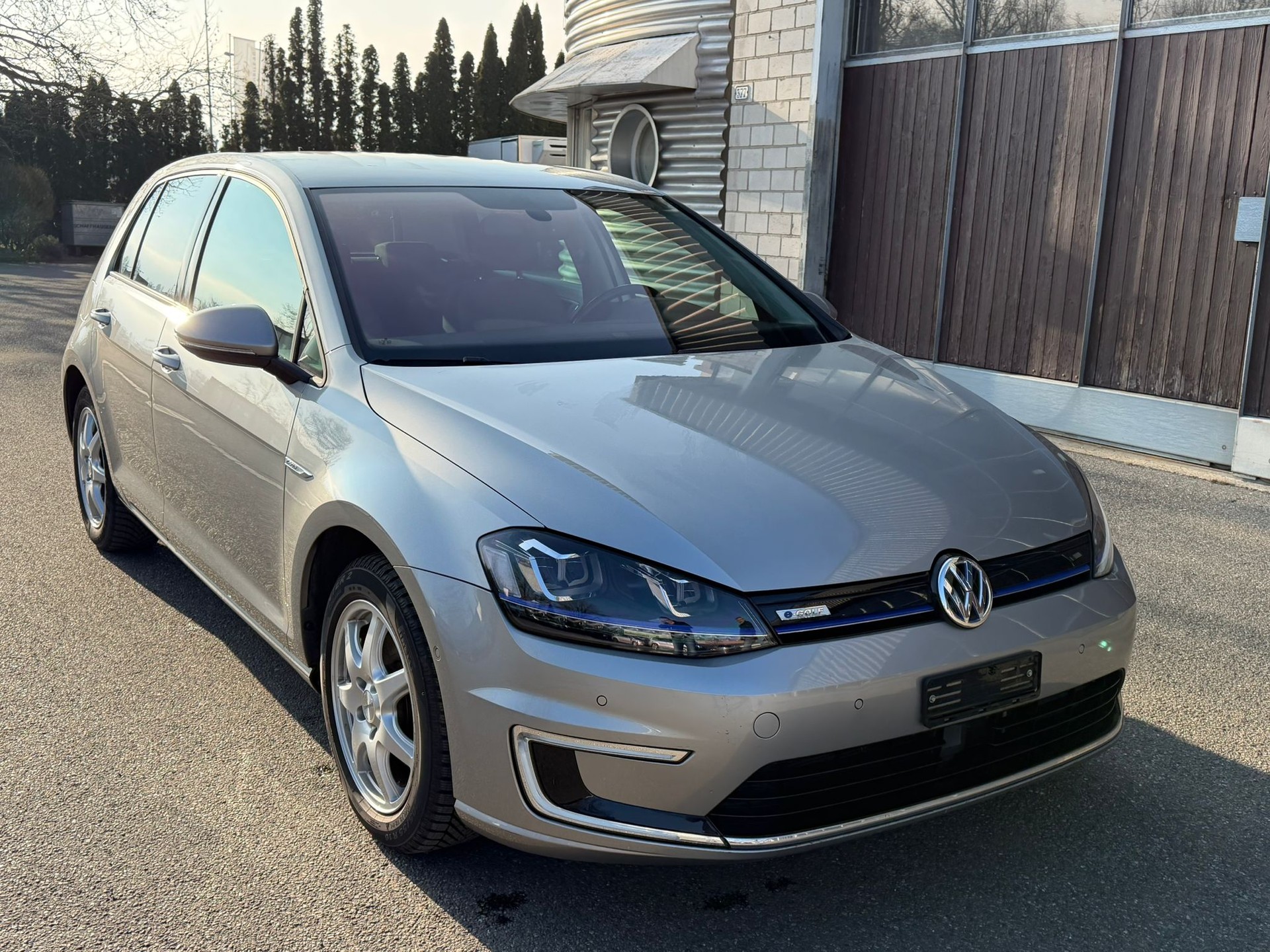 VW e-Golf Voll-Elektro mit CCS-Laden 30 Min. 10-80%-image-5
