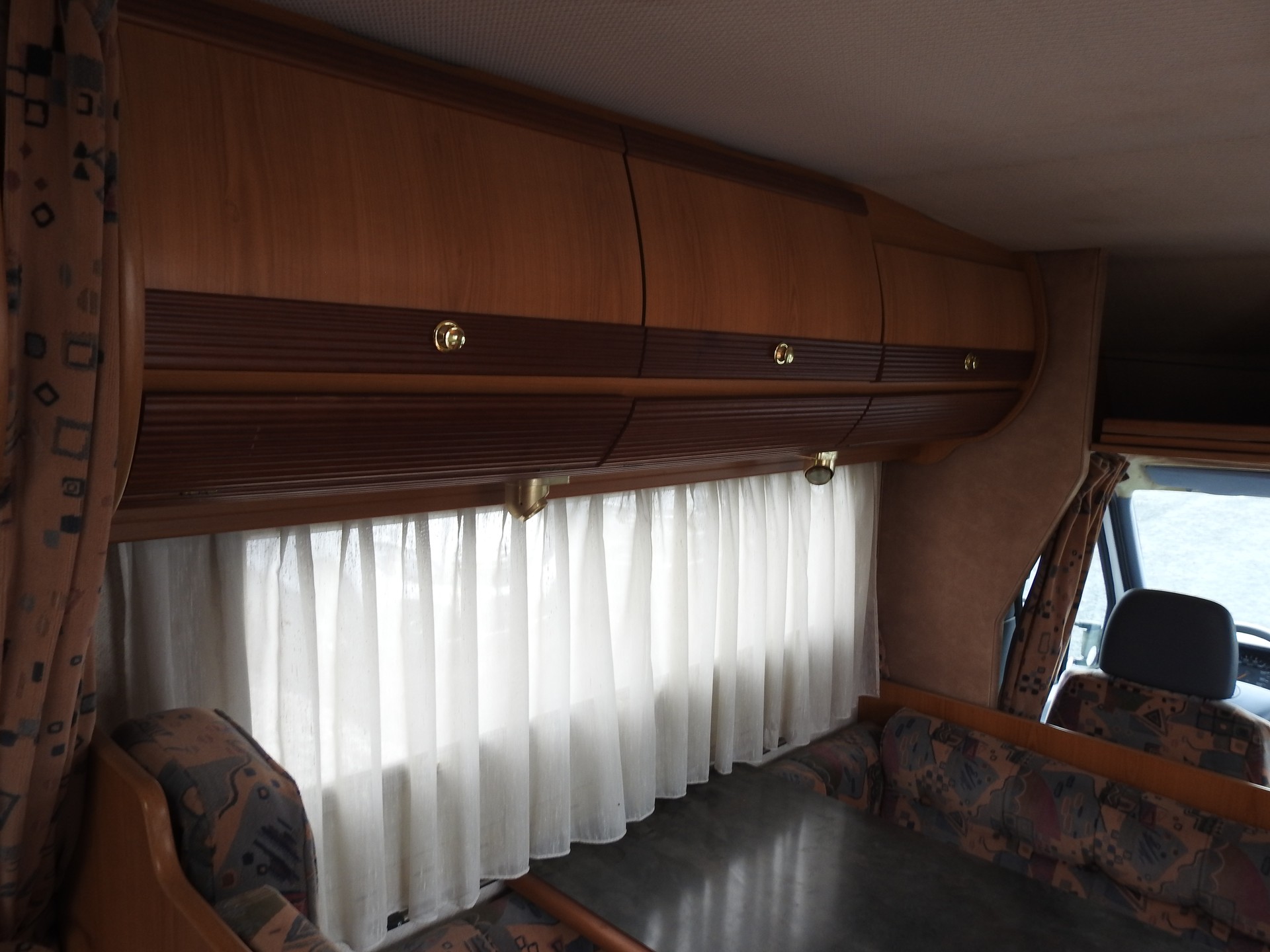 MERCEDES-BENZ 312 D Pilote Pacific 5900-image-18