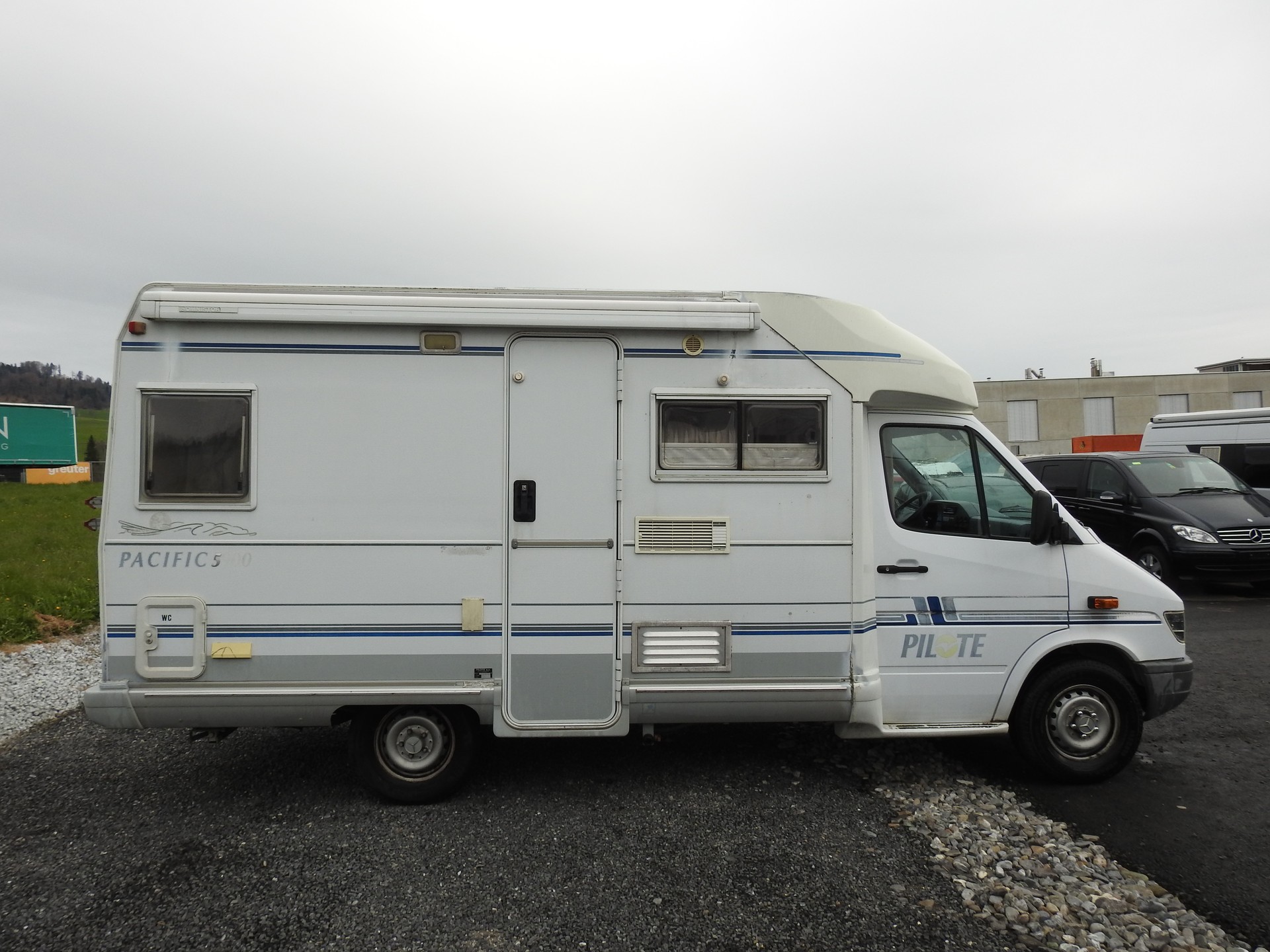 MERCEDES-BENZ 312 D Pilote Pacific 5900-image-6