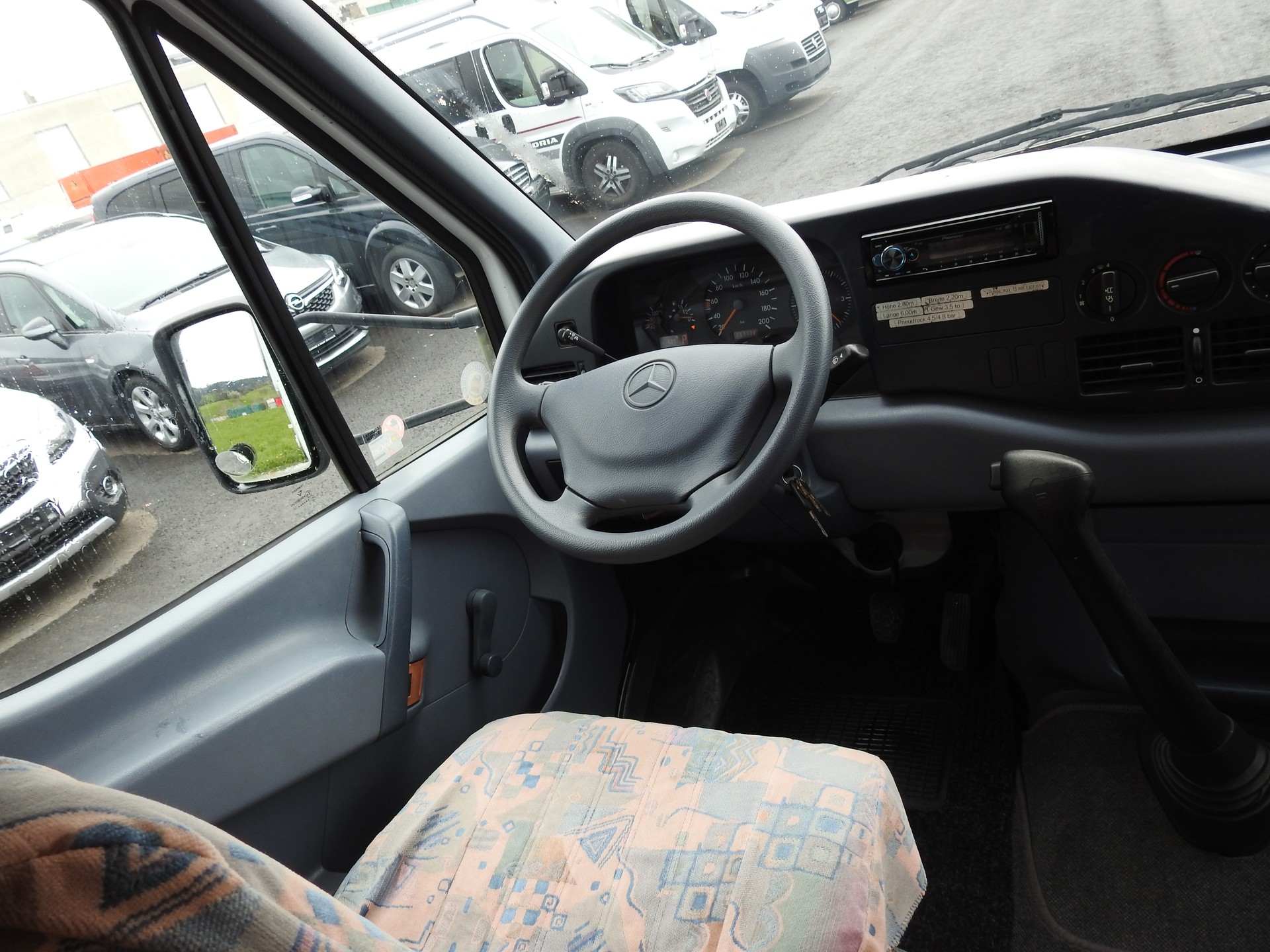 MERCEDES-BENZ 312 D Pilote Pacific 5900-image-14