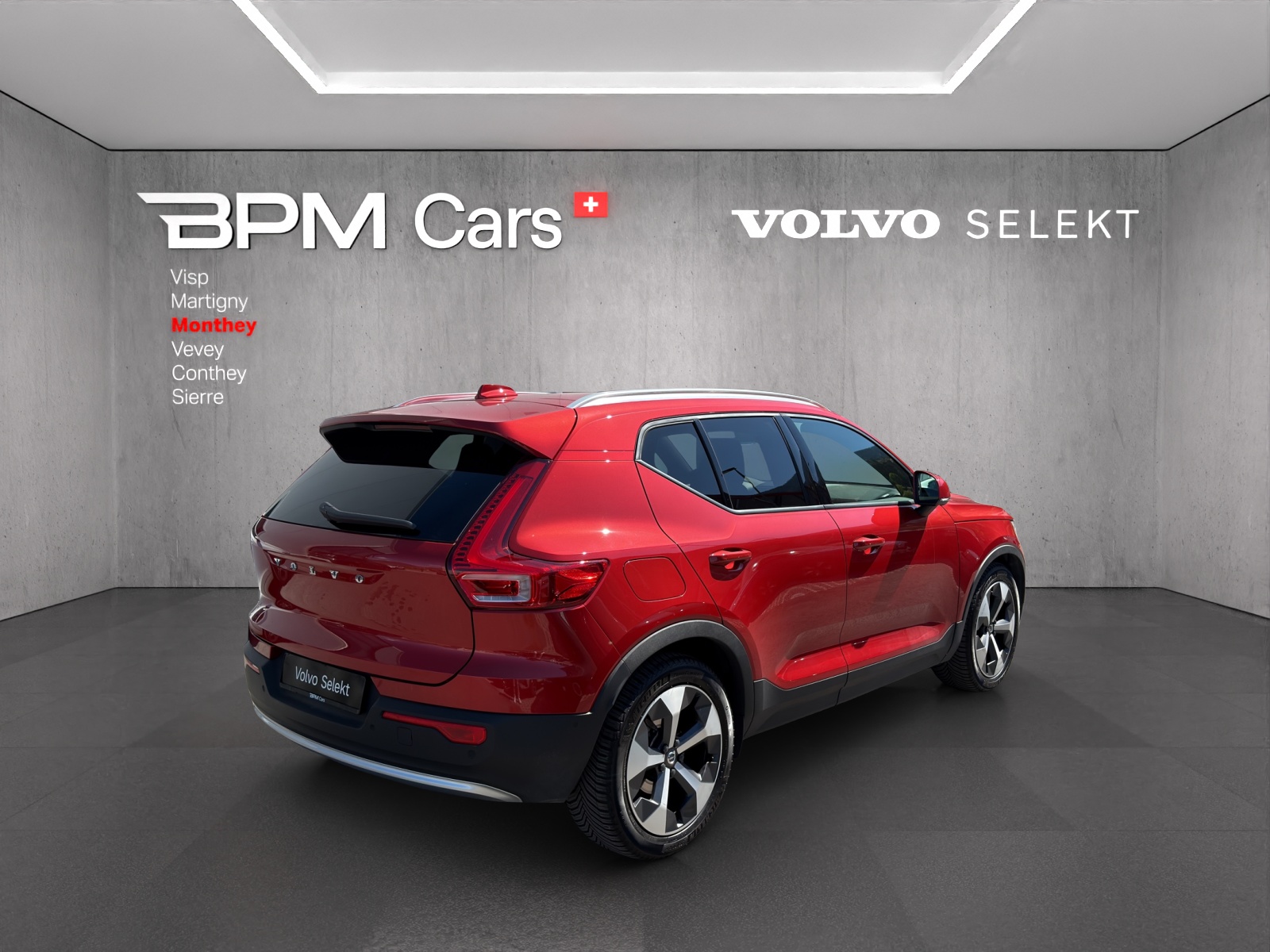 VOLVO XC40 T2 XCITE Geartronic-showroom-element-3