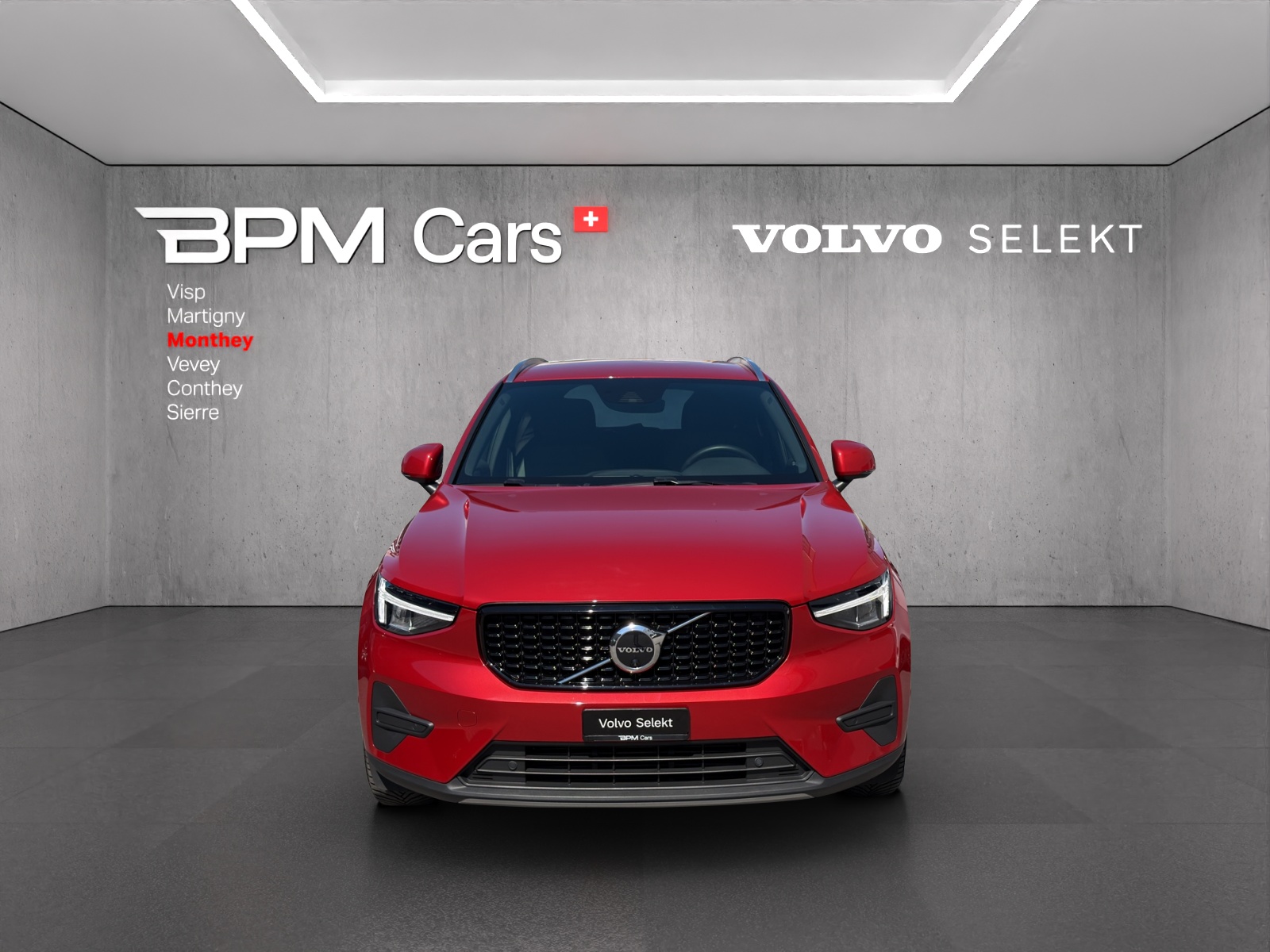 VOLVO XC40 T2 XCITE Geartronic-showroom-element-1