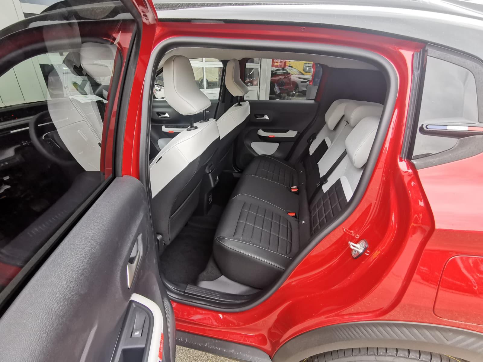 CITROEN C3 1.2 Hybrid Edition Tricolore-image-8