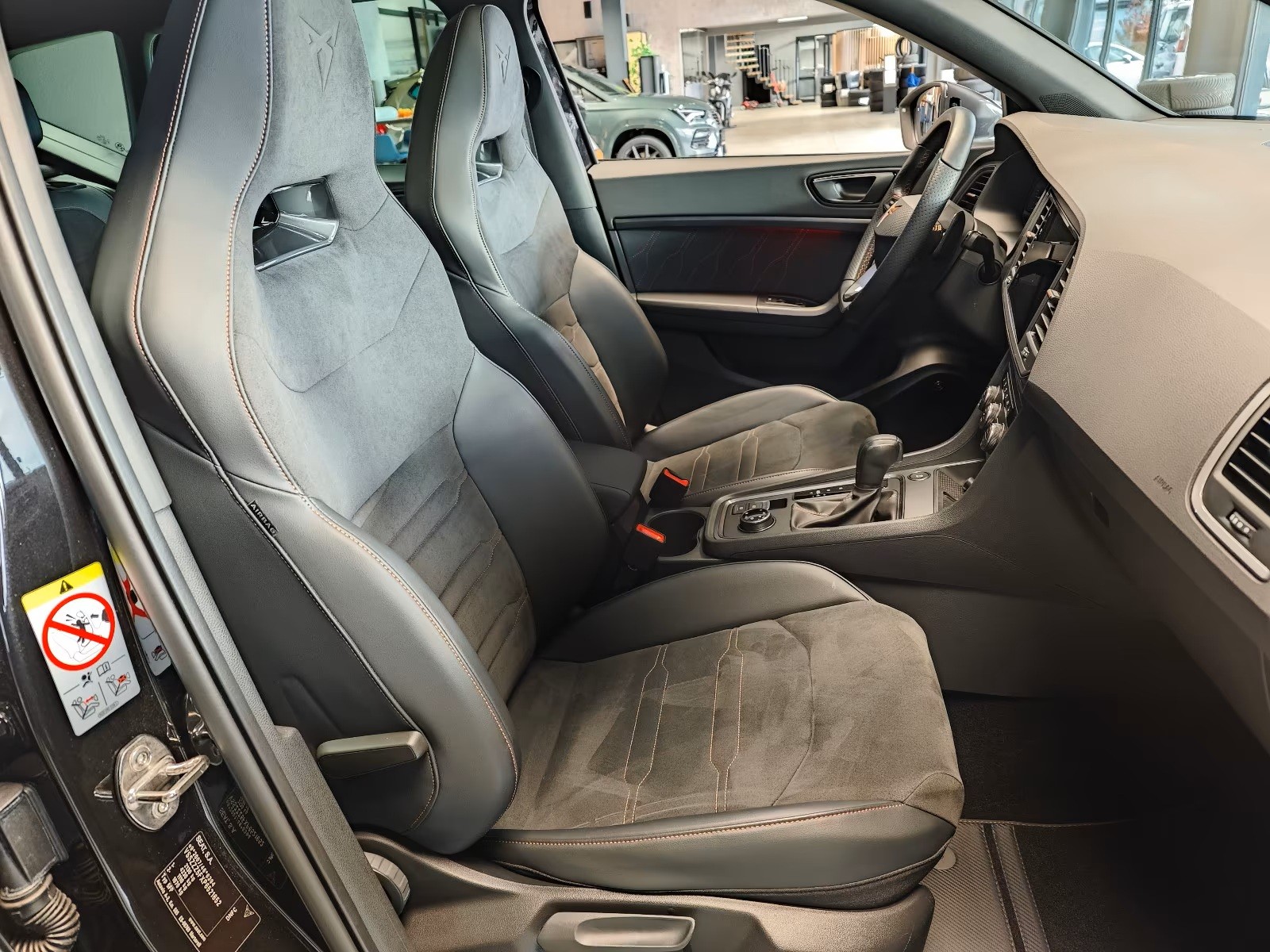 CUPRA Ateca 2.0TSI VZ Edition 4Drive DSG-showroom-element-3