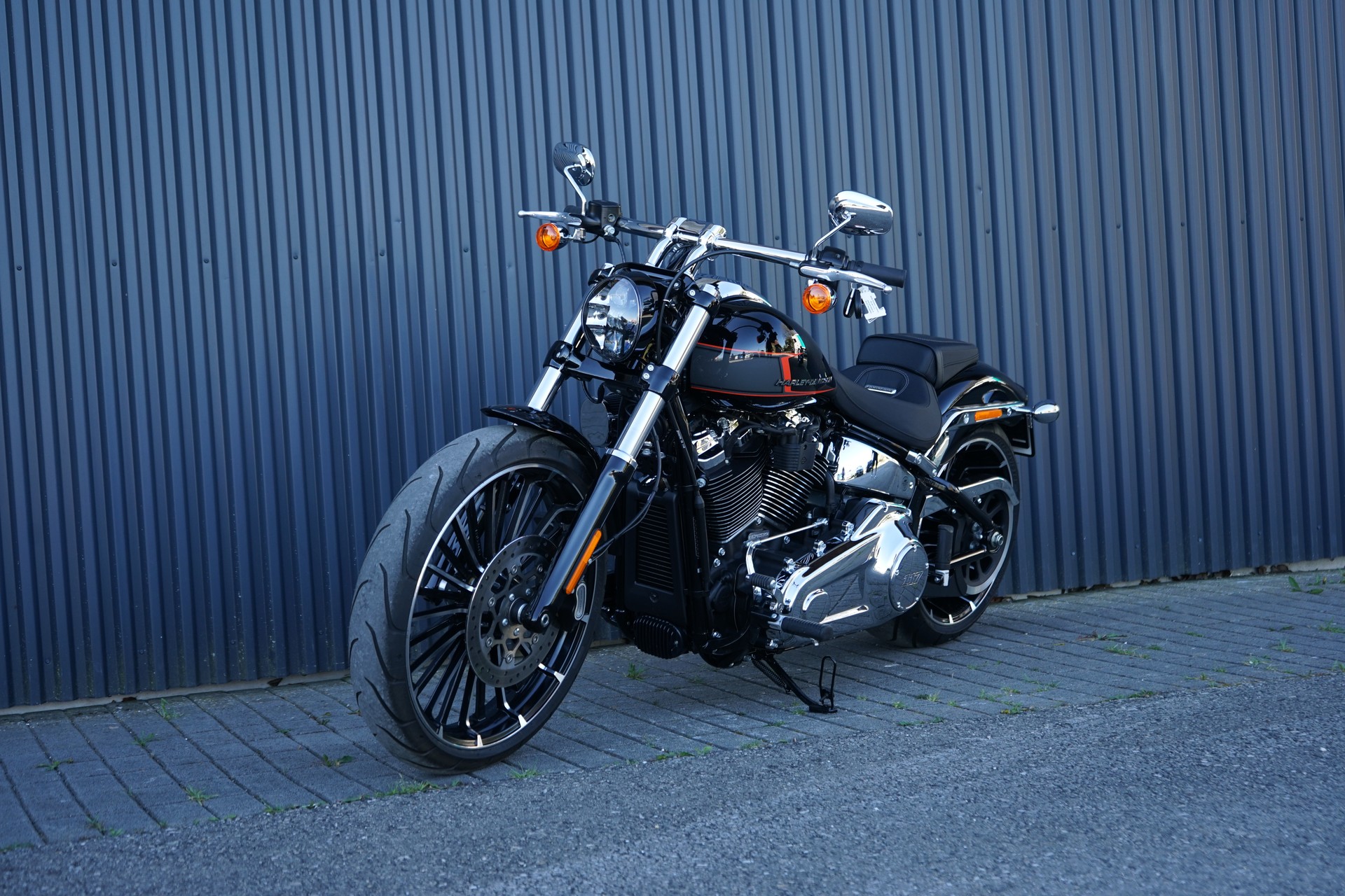 HARLEY-DAVIDSON FXBR Breakout 117-image-2