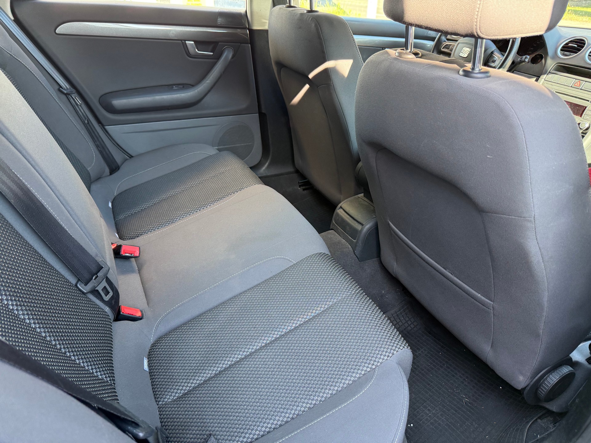 SEAT Exeo ST 1.8 TSI Reference-image-8