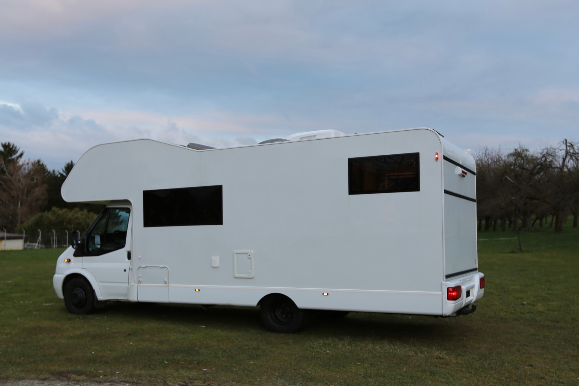 CARADO Einzigartiger autarker Camper-image-20