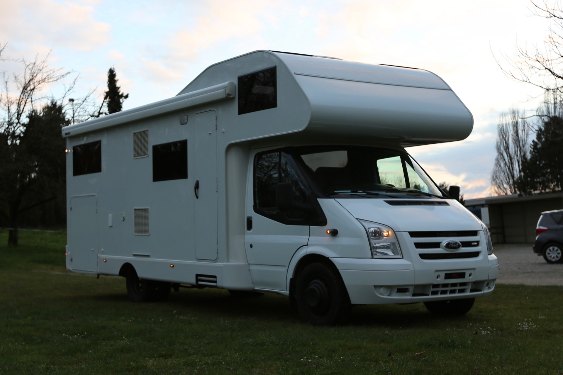 CARADO Einzigartiger autarker Camper-image-18