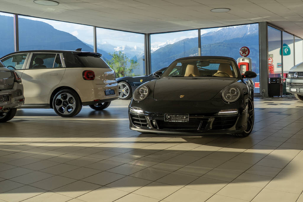 PORSCHE 911 Cabriolet 3.8 Carrera 4 GTS PDK-image-4