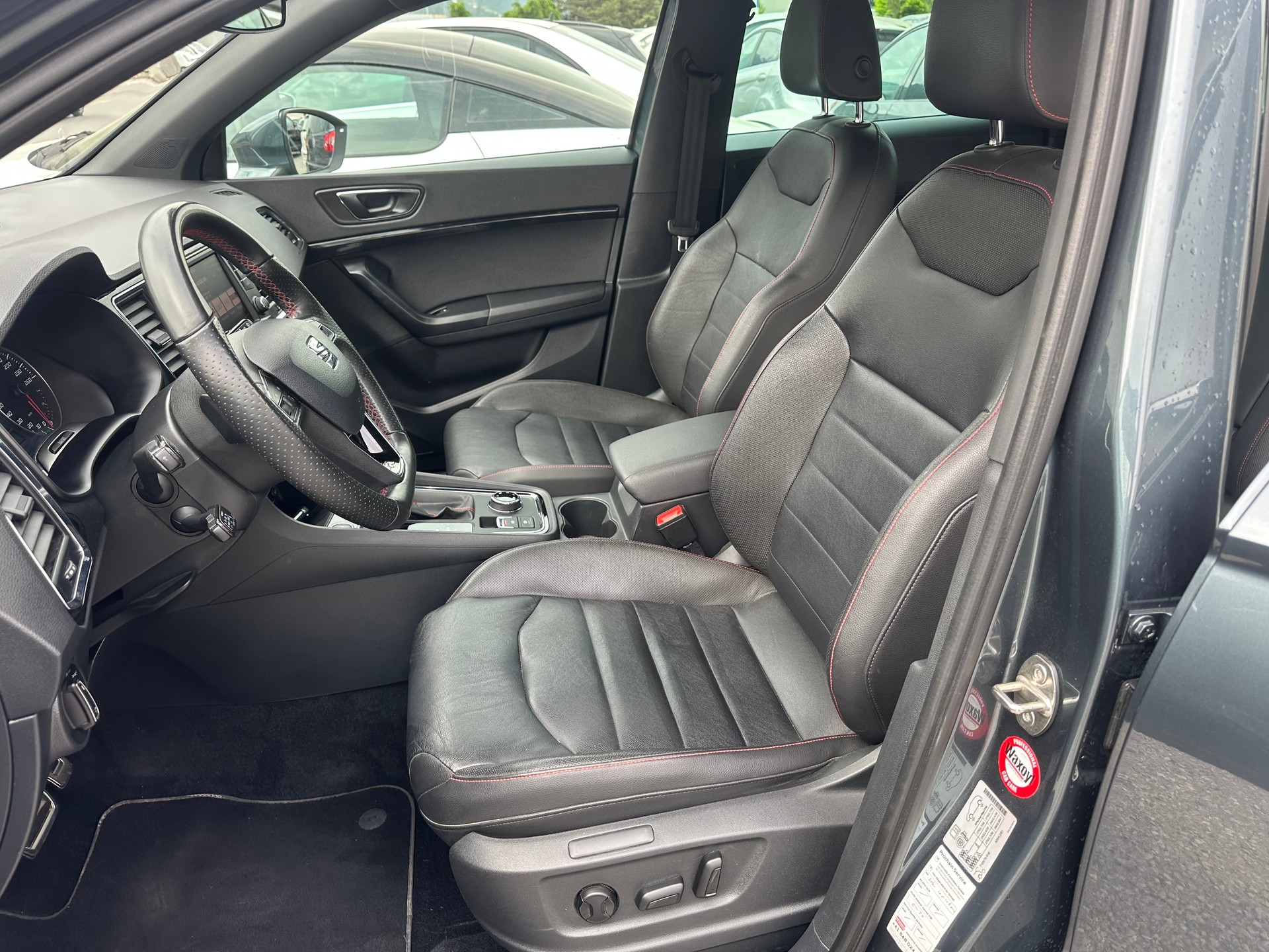 SEAT Ateca 2.0 TSI FR 4Drive DSG-image-8