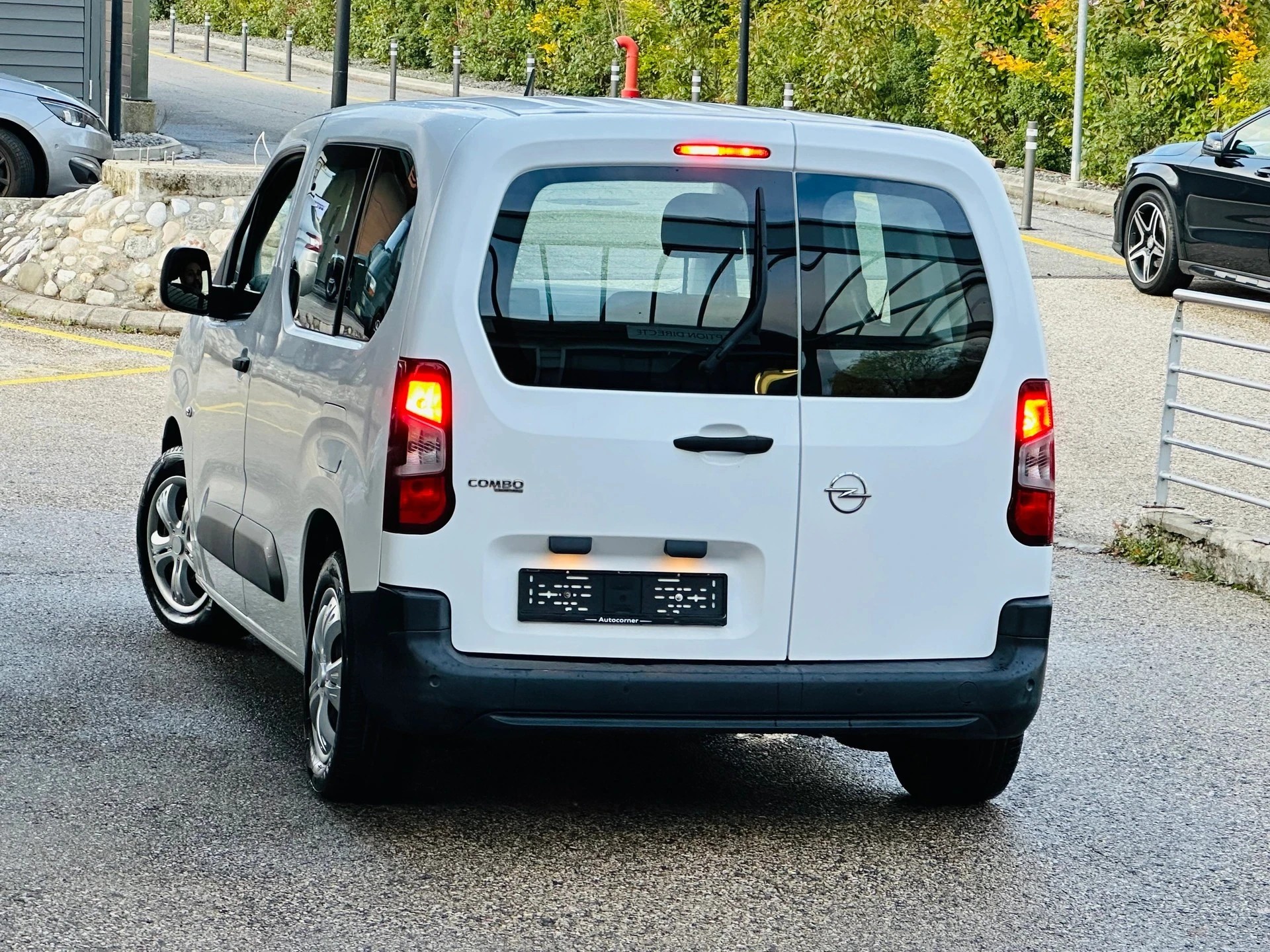 OPEL Combo Life 1.2 Enjoy-image-6