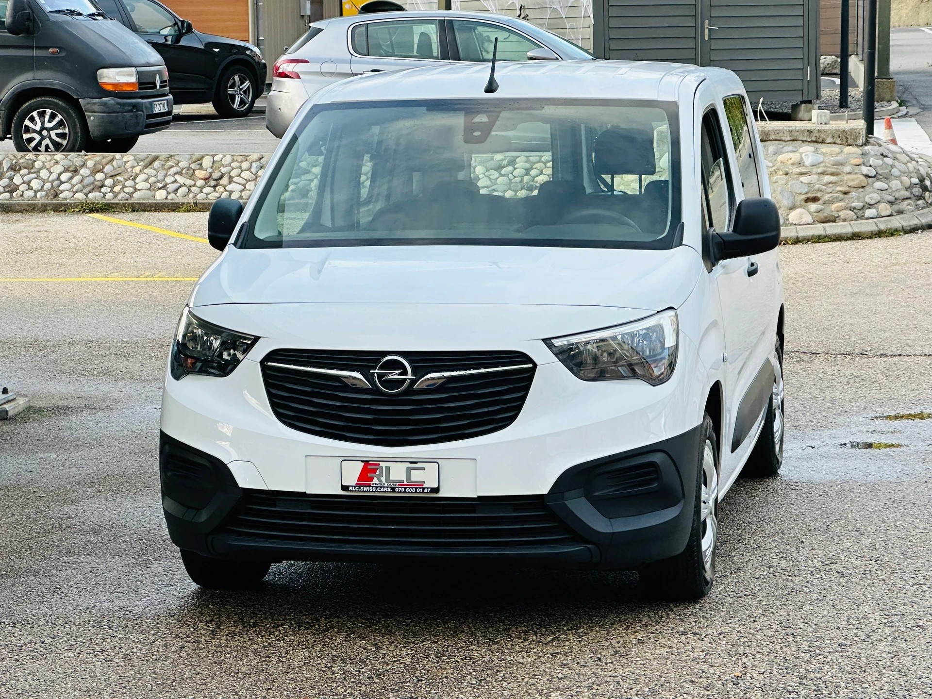 OPEL Combo Life 1.2 Enjoy-showroom-element-3