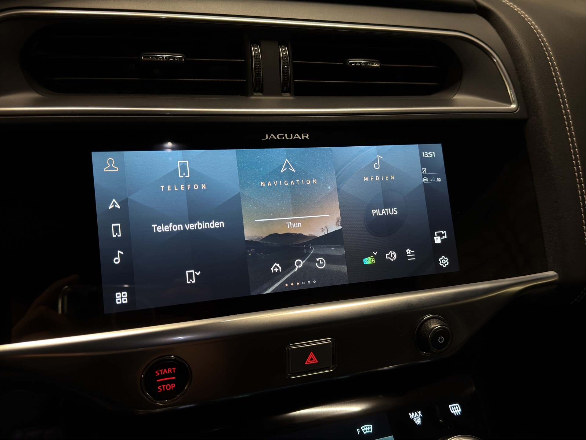 JAGUAR I-Pace EV400 HSE AWD-image-13