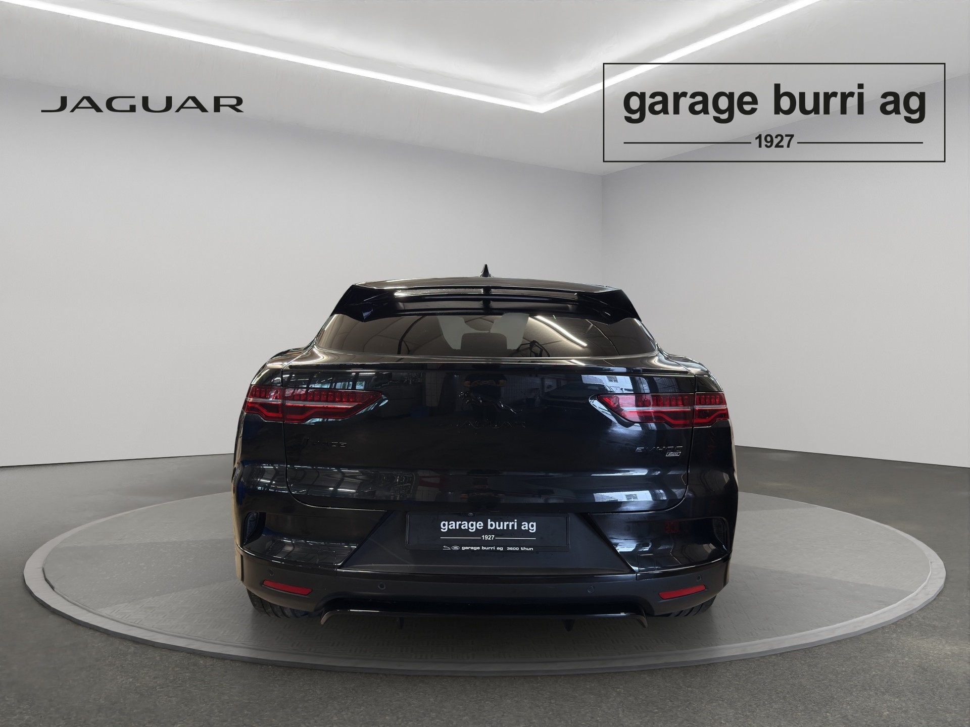 JAGUAR I-Pace EV400 HSE AWD-showroom-element-3