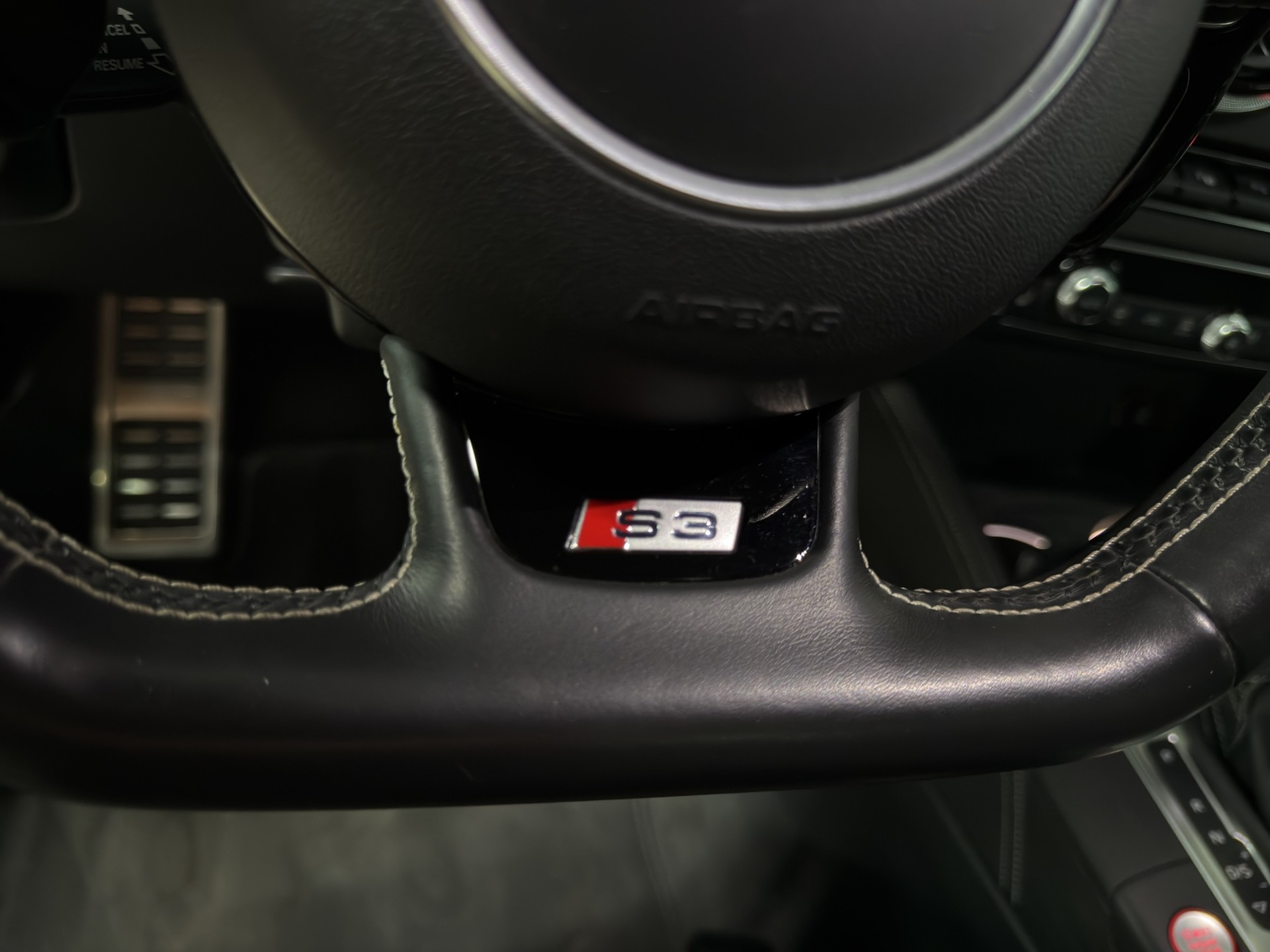 AUDI S3 Sportback 2.0 TFSI quattro S-tronic-image-19