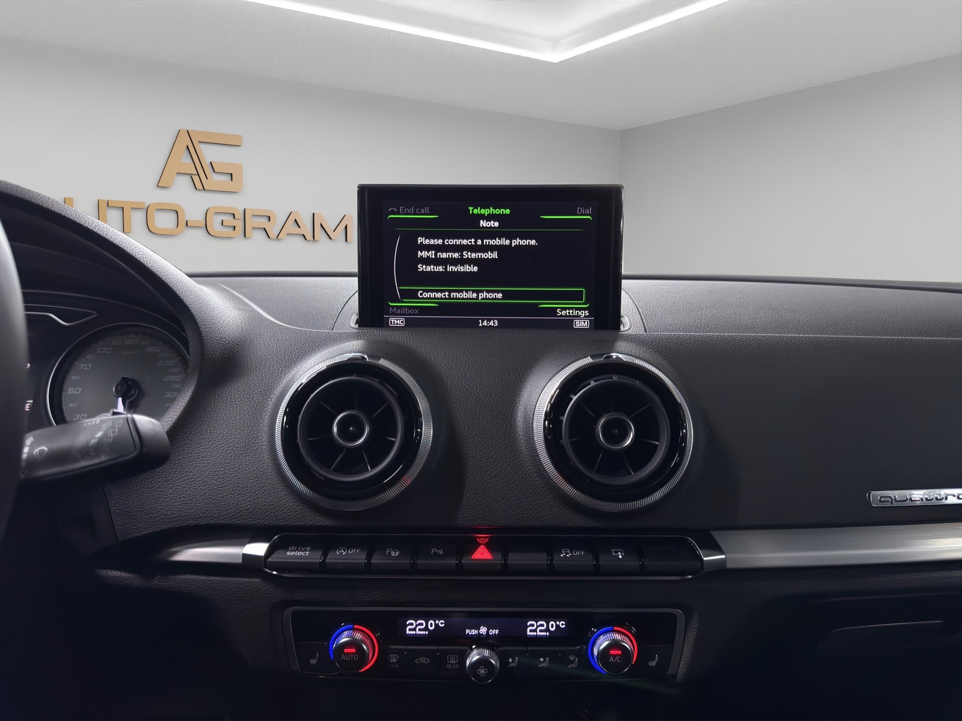 AUDI S3 Sportback 2.0 TFSI quattro S-tronic-image-18