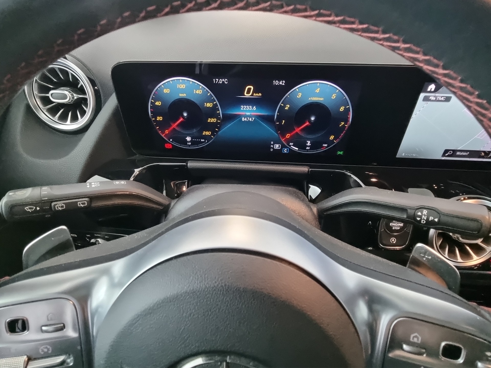 MERCEDES-BENZ GLA 250 AMG-Line 4Matic 8G-Speedshift DCT-image-10