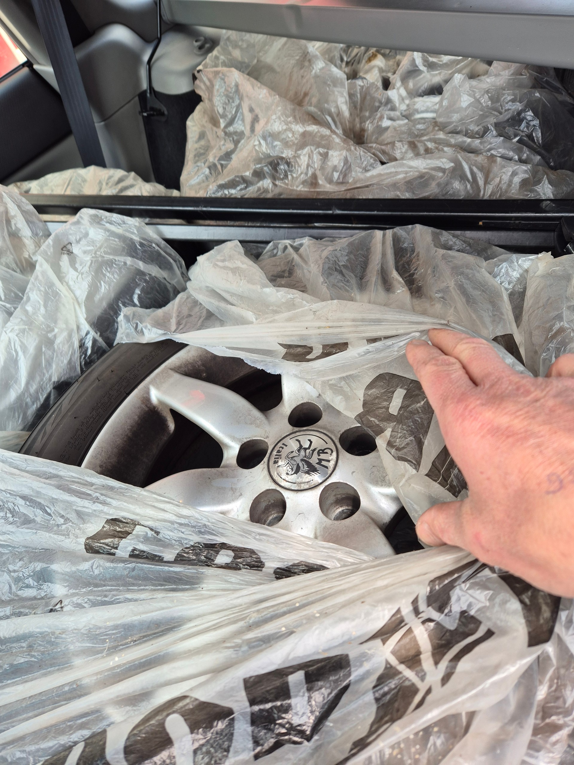 SUBARU Forester 2.5XT Limited (Club)-image-12