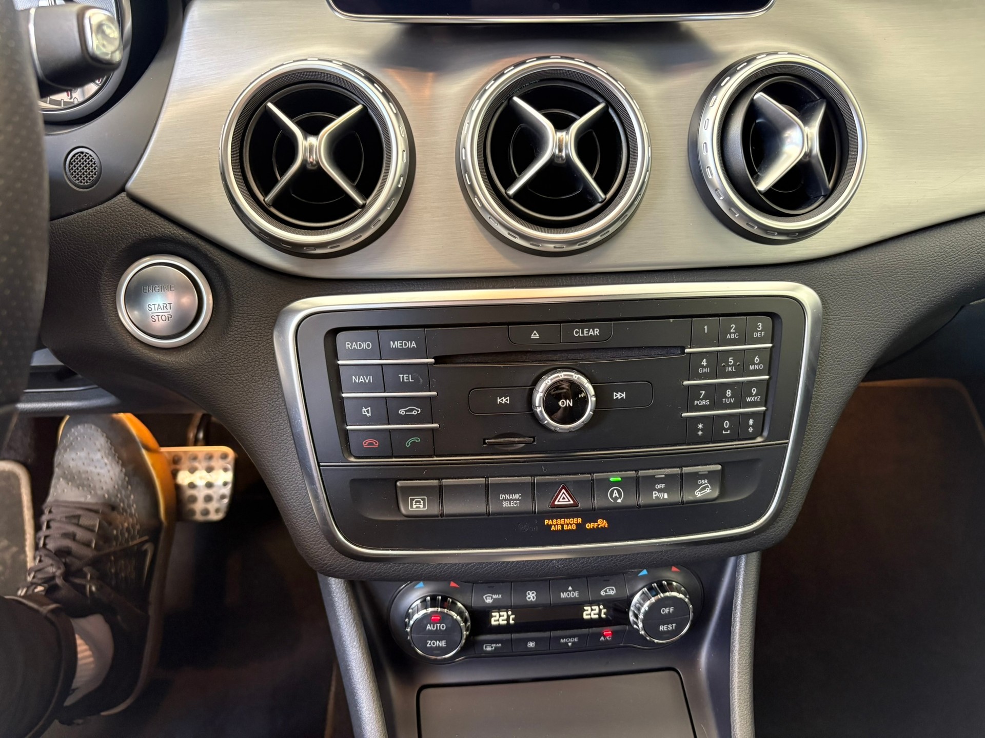 MERCEDES-BENZ GLA 200 CDI Swiss Edition 4 Matic-image-14